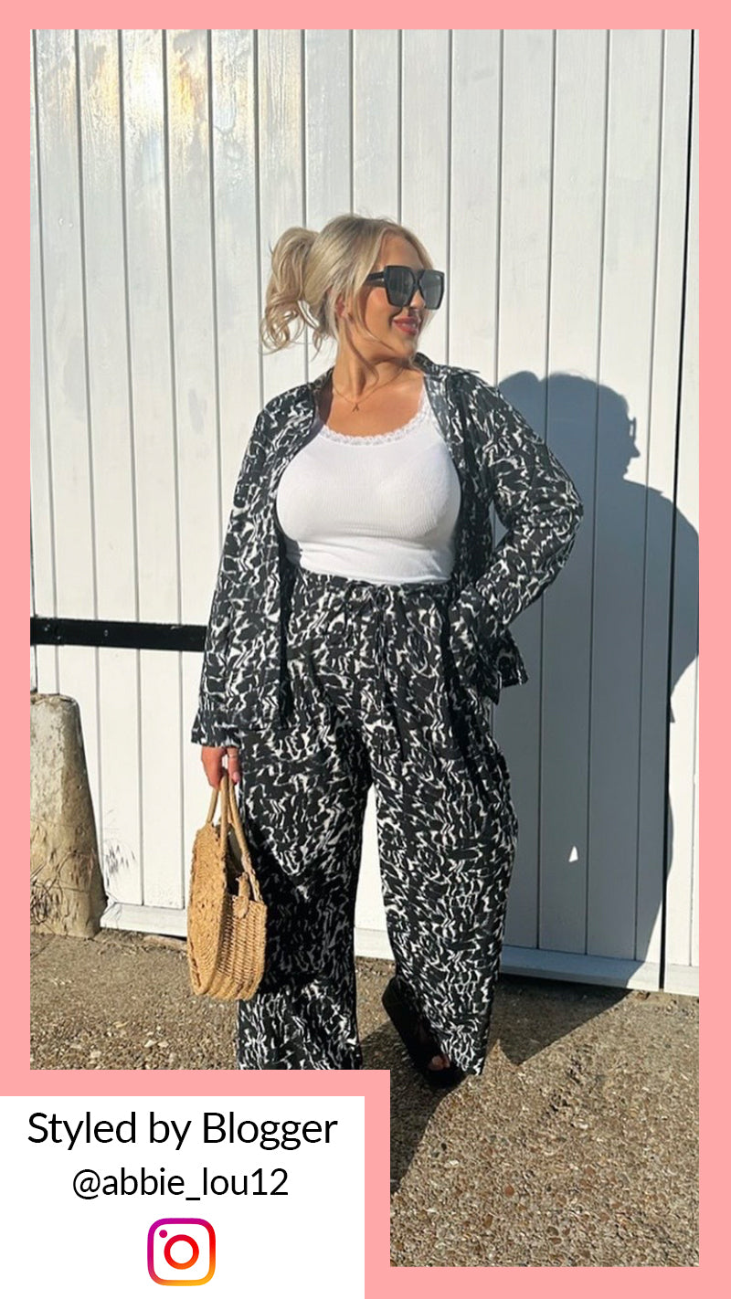 CurveWow Mono Print Wide Leg Trousers