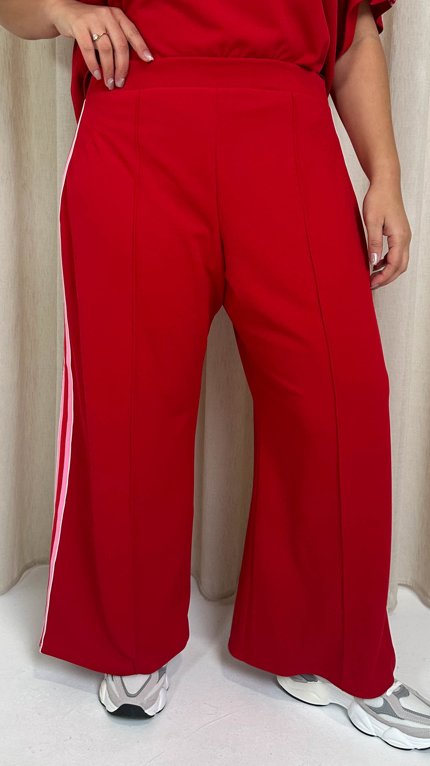 CurveWow Pintuck Front Side Tape Trouser Red