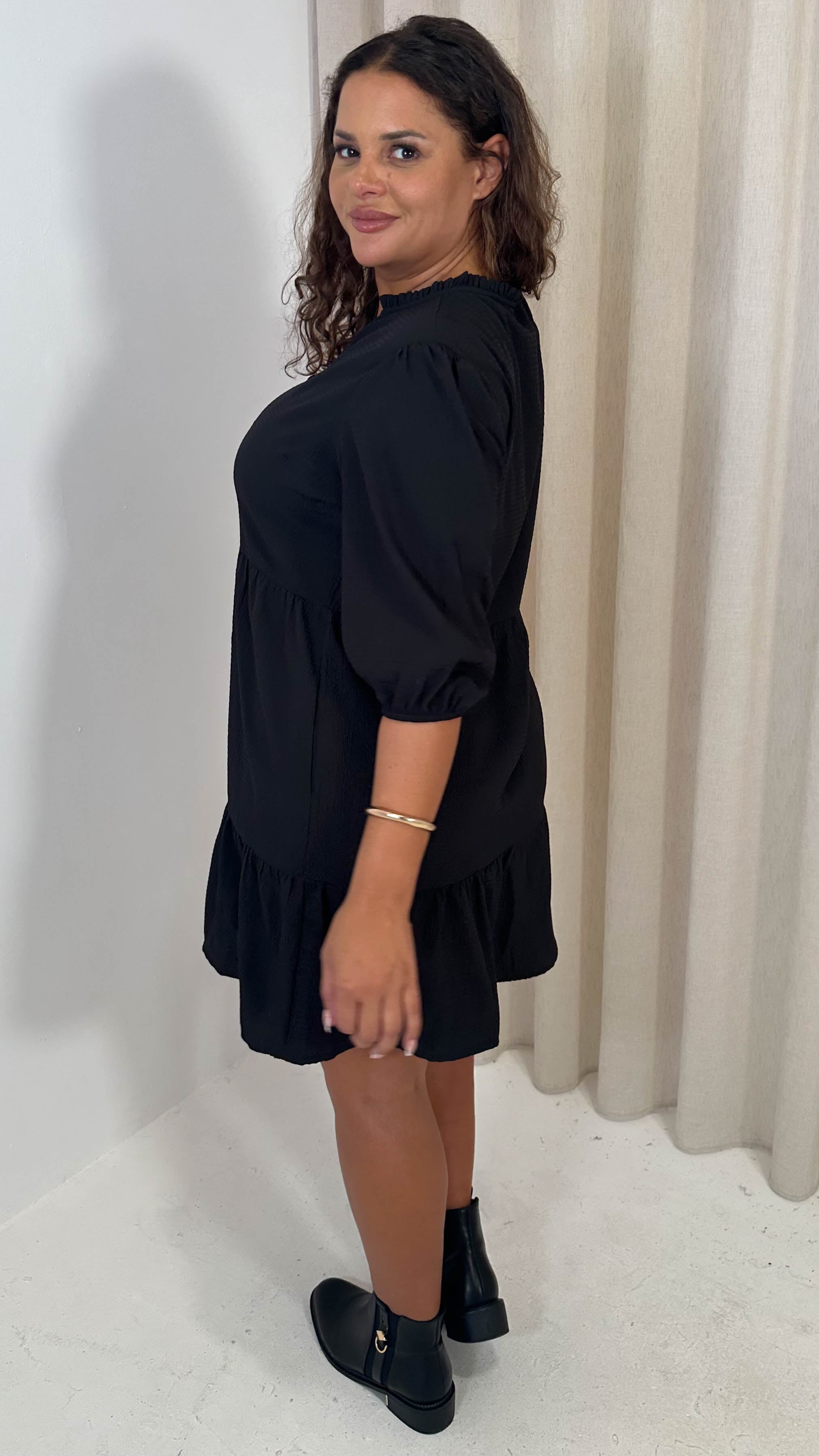 CurveWow Textured Seersucker Mini Dress Black