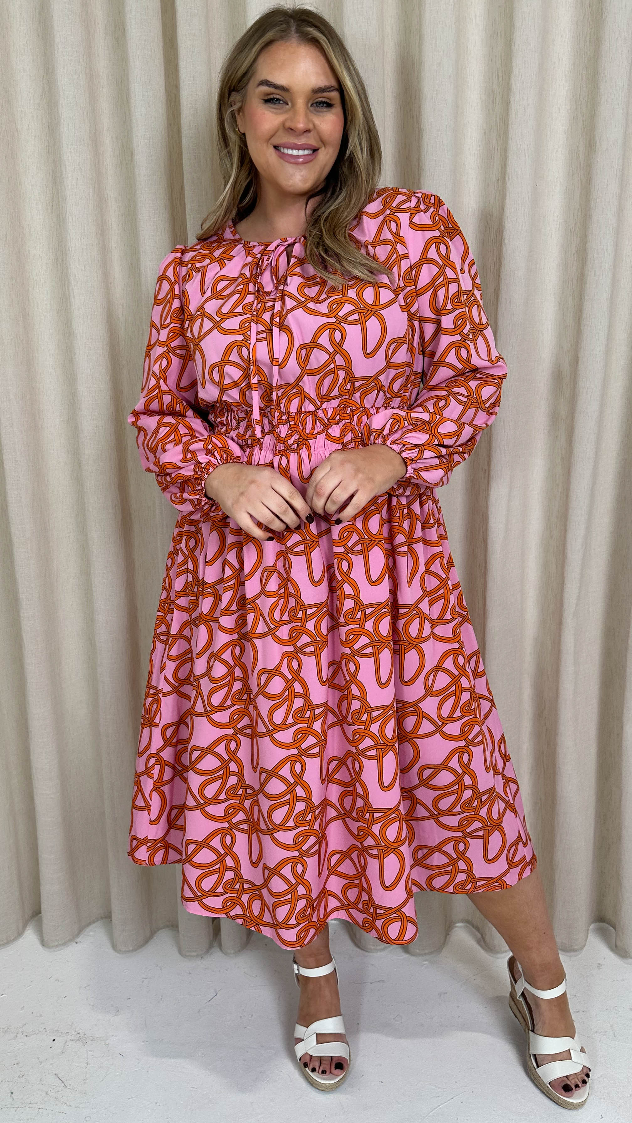 CurveWow Keyhole Front Dress Pink Chain