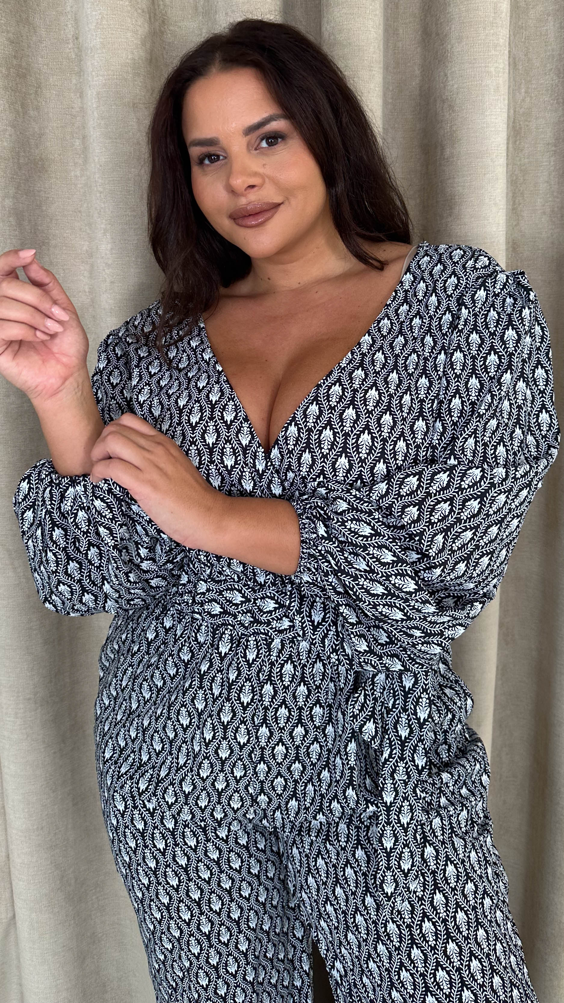 CurveWow Wrap Tie Side Jumpsuit Black Mono