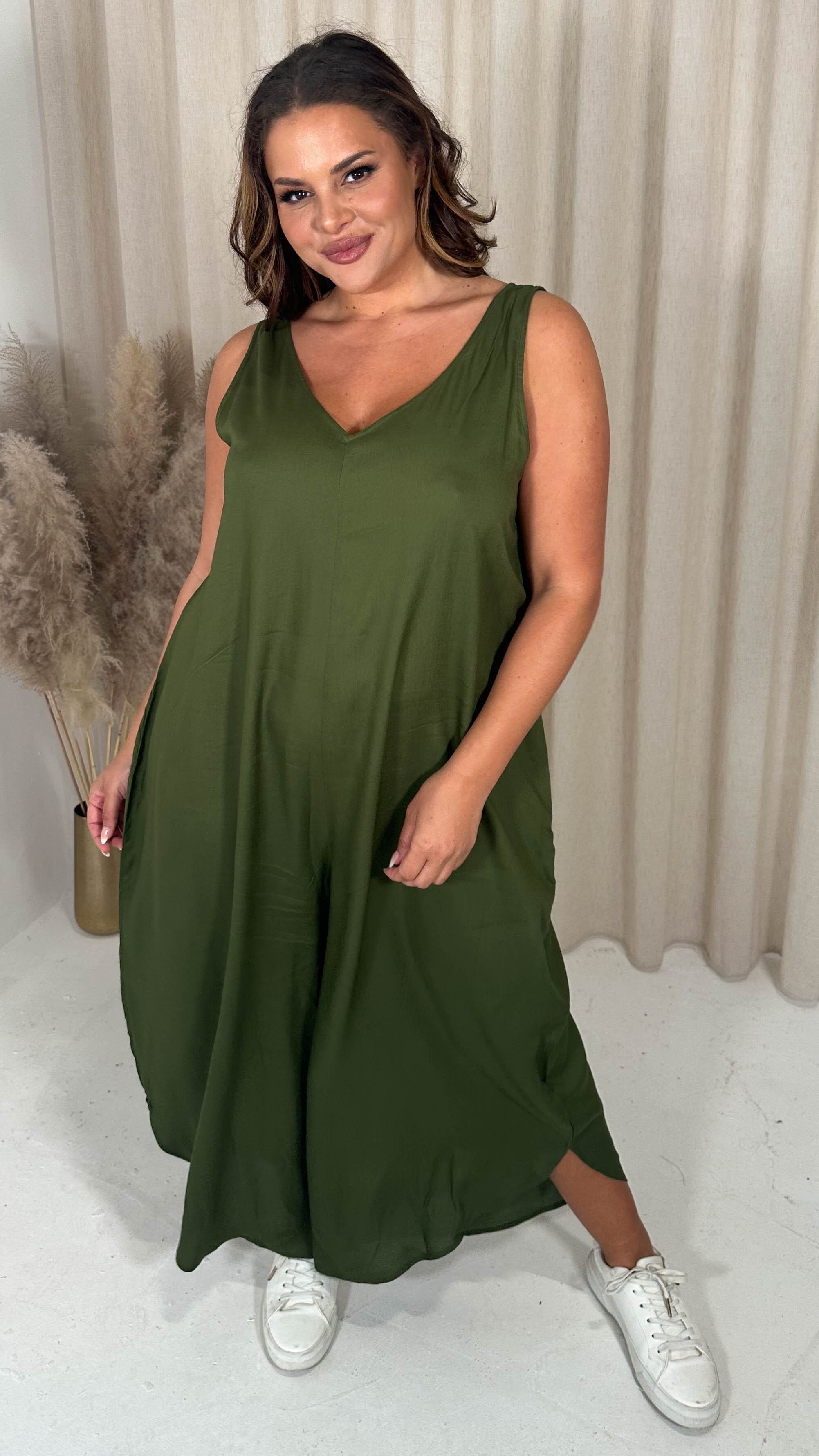 CurveWow Double V Neck Dip Hem Jumpsuit Khaki