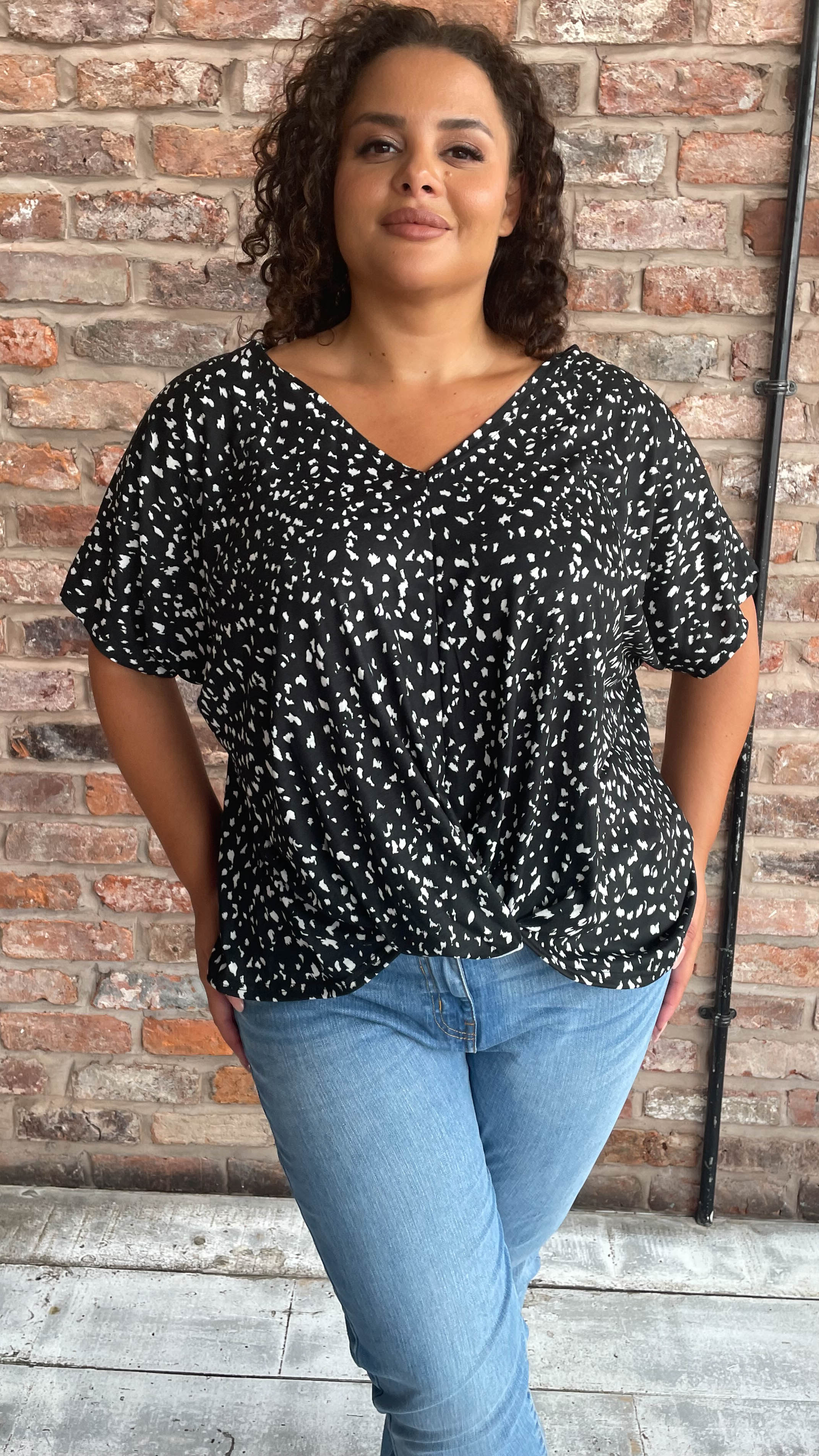 CurveWow Twist Hem T-Shirt Black Animal