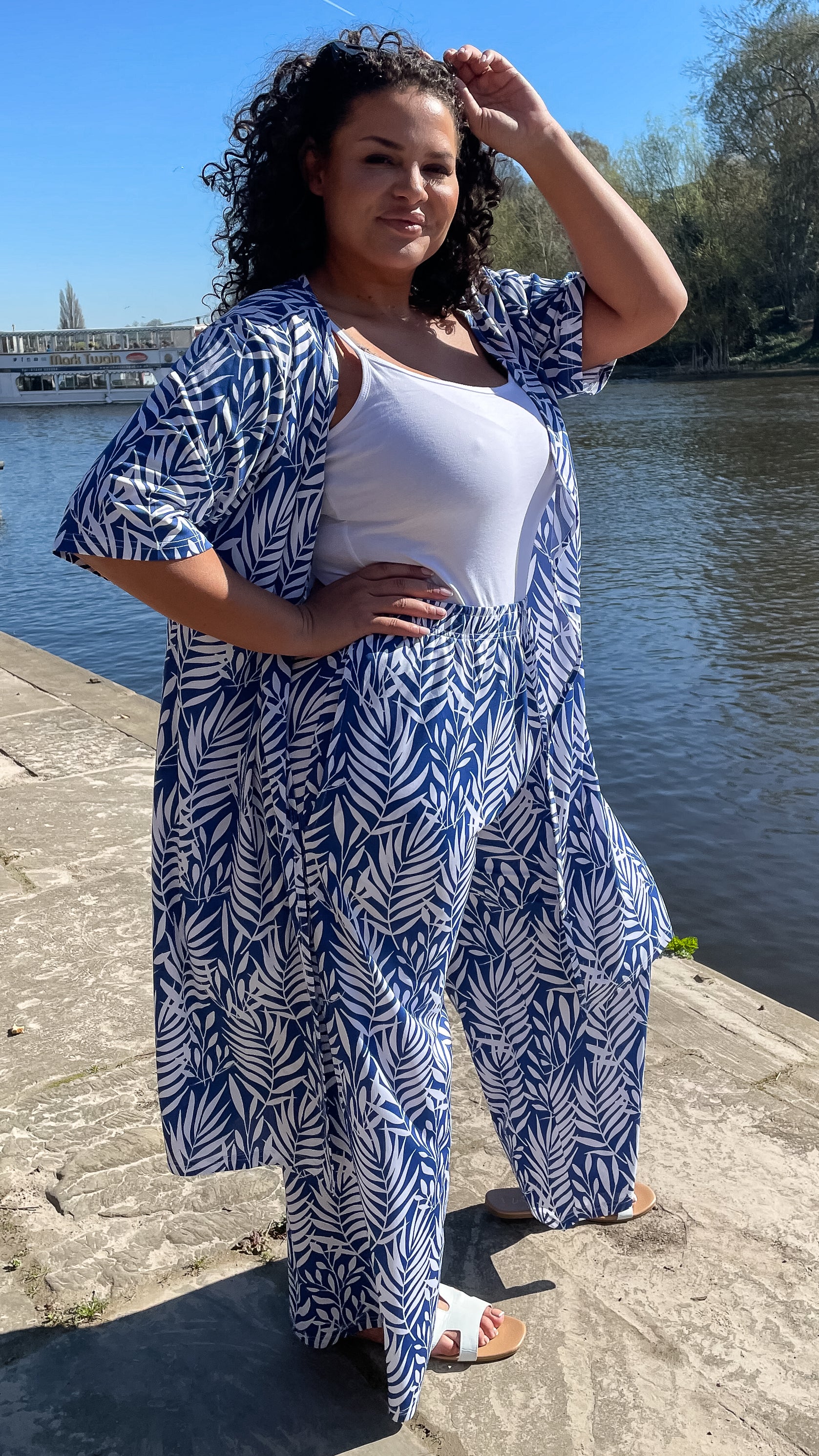 CurveWow Floral Printed Trousers Royal Blue