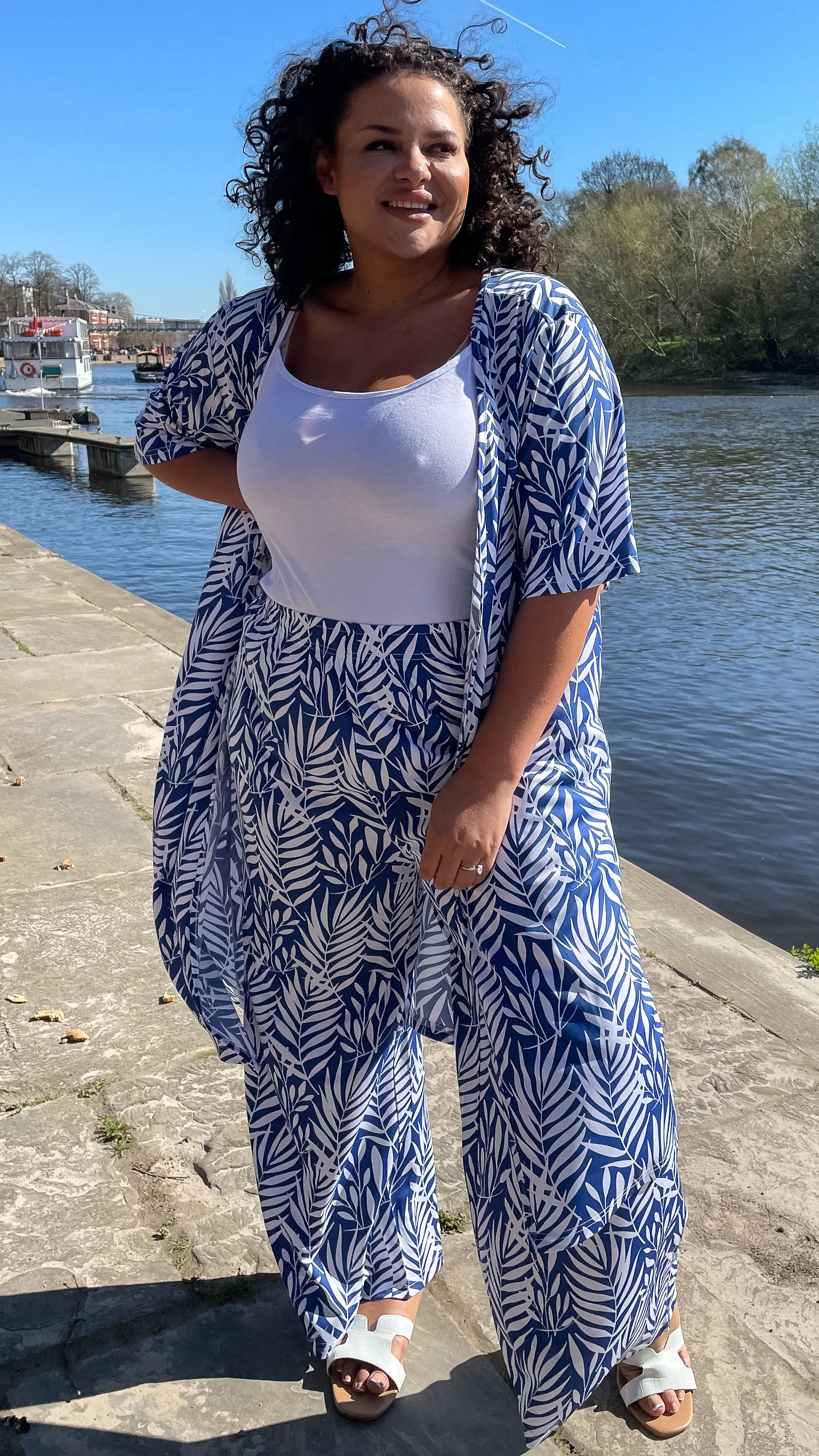 CurveWow Floral Printed Trousers Royal Blue