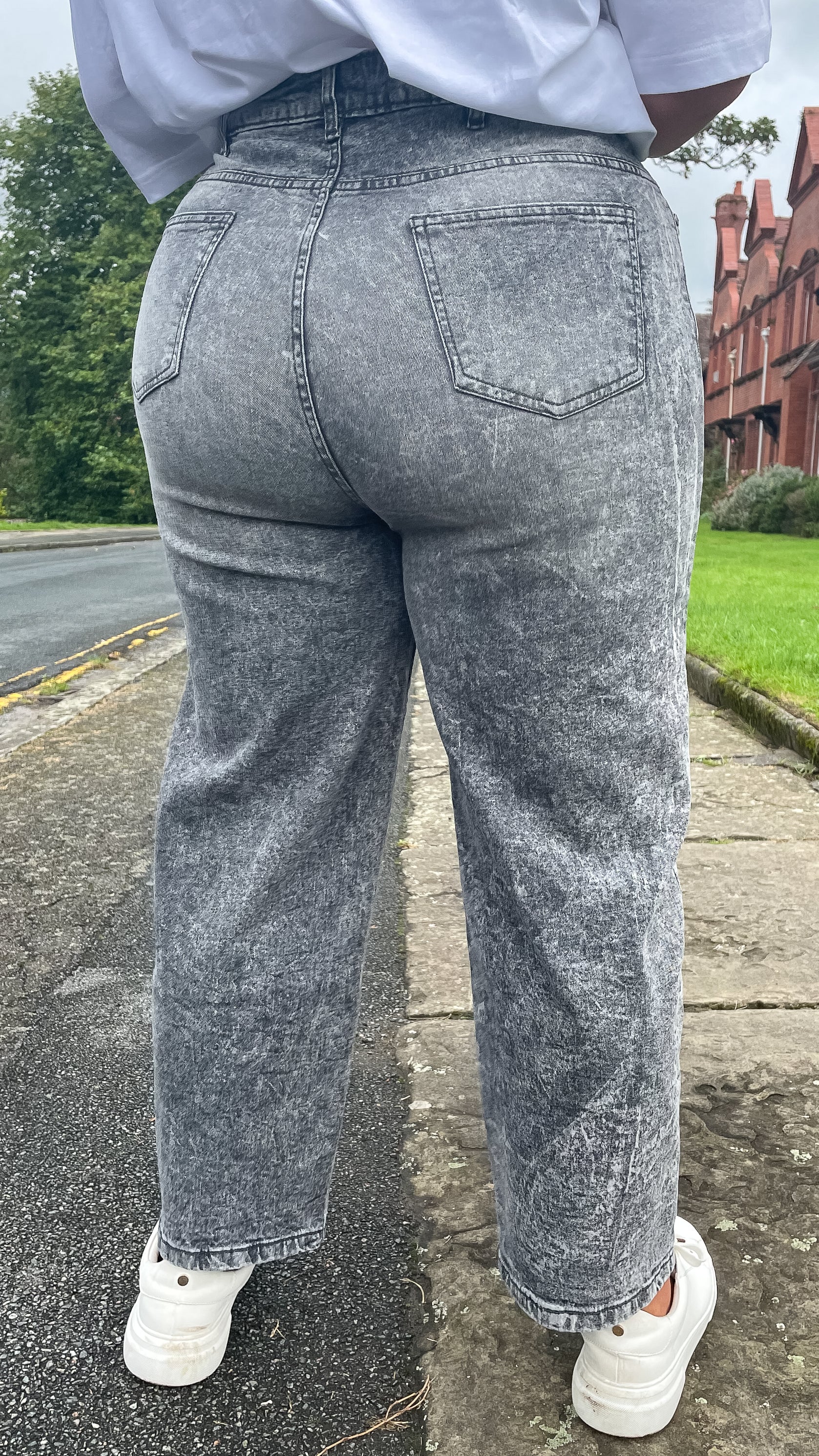 CurveWow Straight Leg Ankle Grazer Jeans Grey Acid Wash