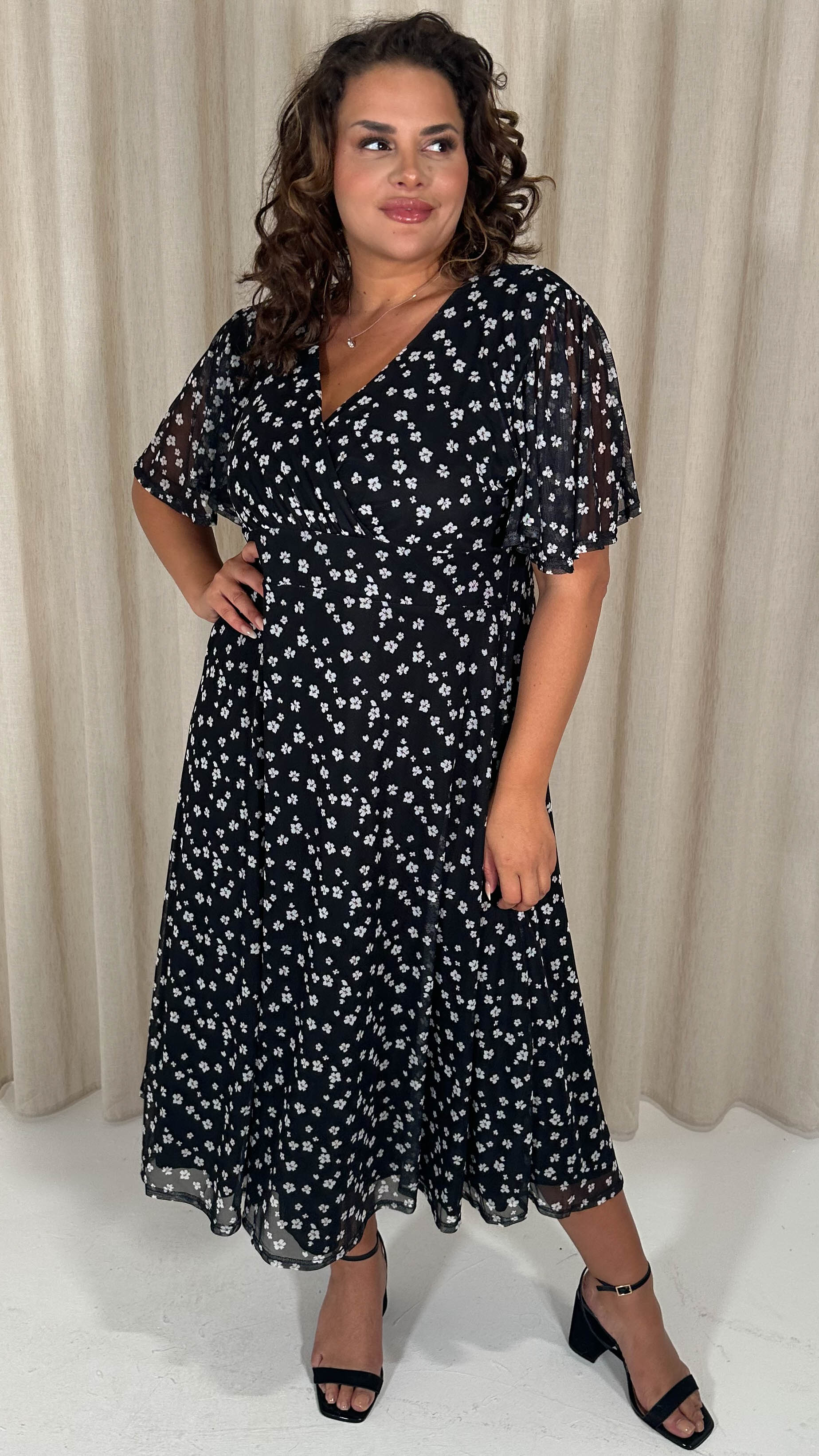 CurveWow Mesh Angel Sleeve Dress Mono Ditsy