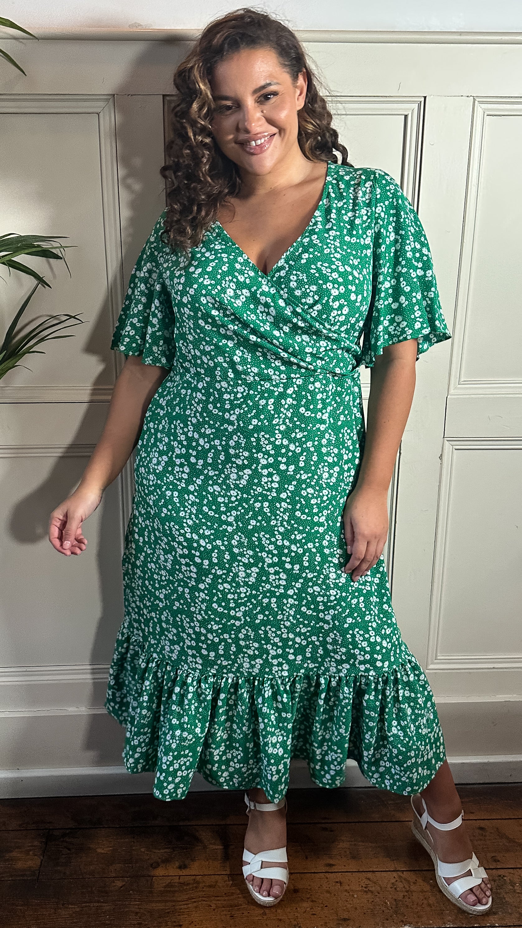 CurveWow Wrap Smock Midi Dress Green Ditsy Floral