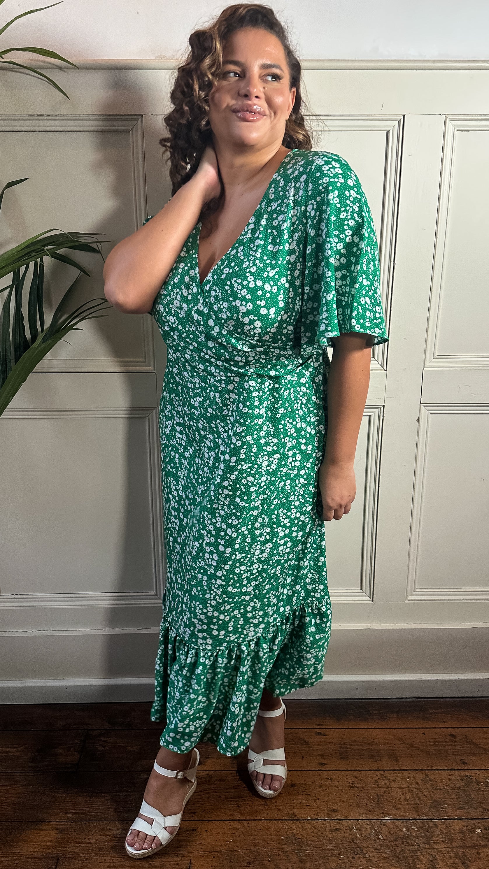CurveWow Wrap Smock Midi Dress Green Ditsy Floral