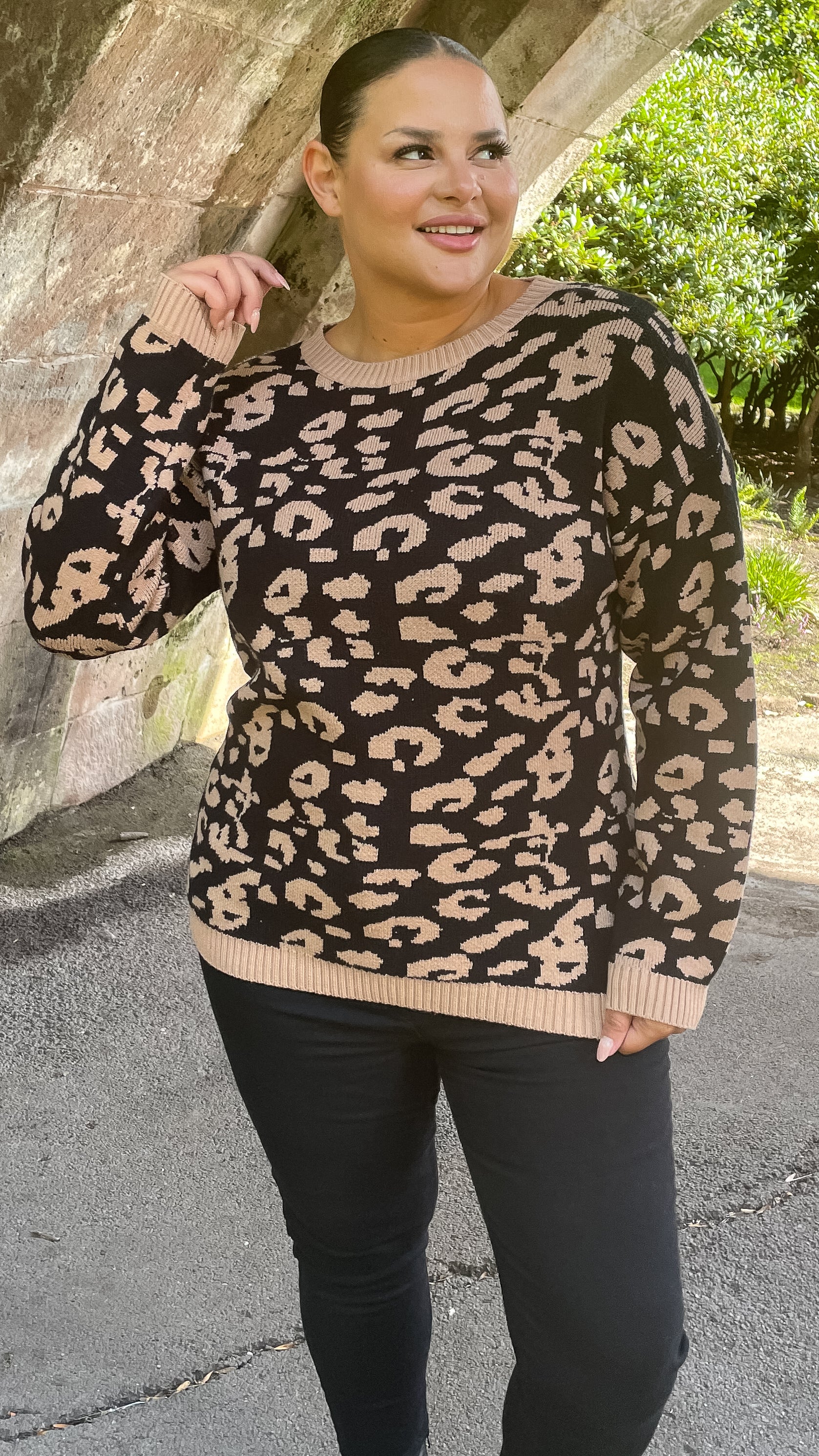 CurveWow Leopard Print Jumper Black & Camel