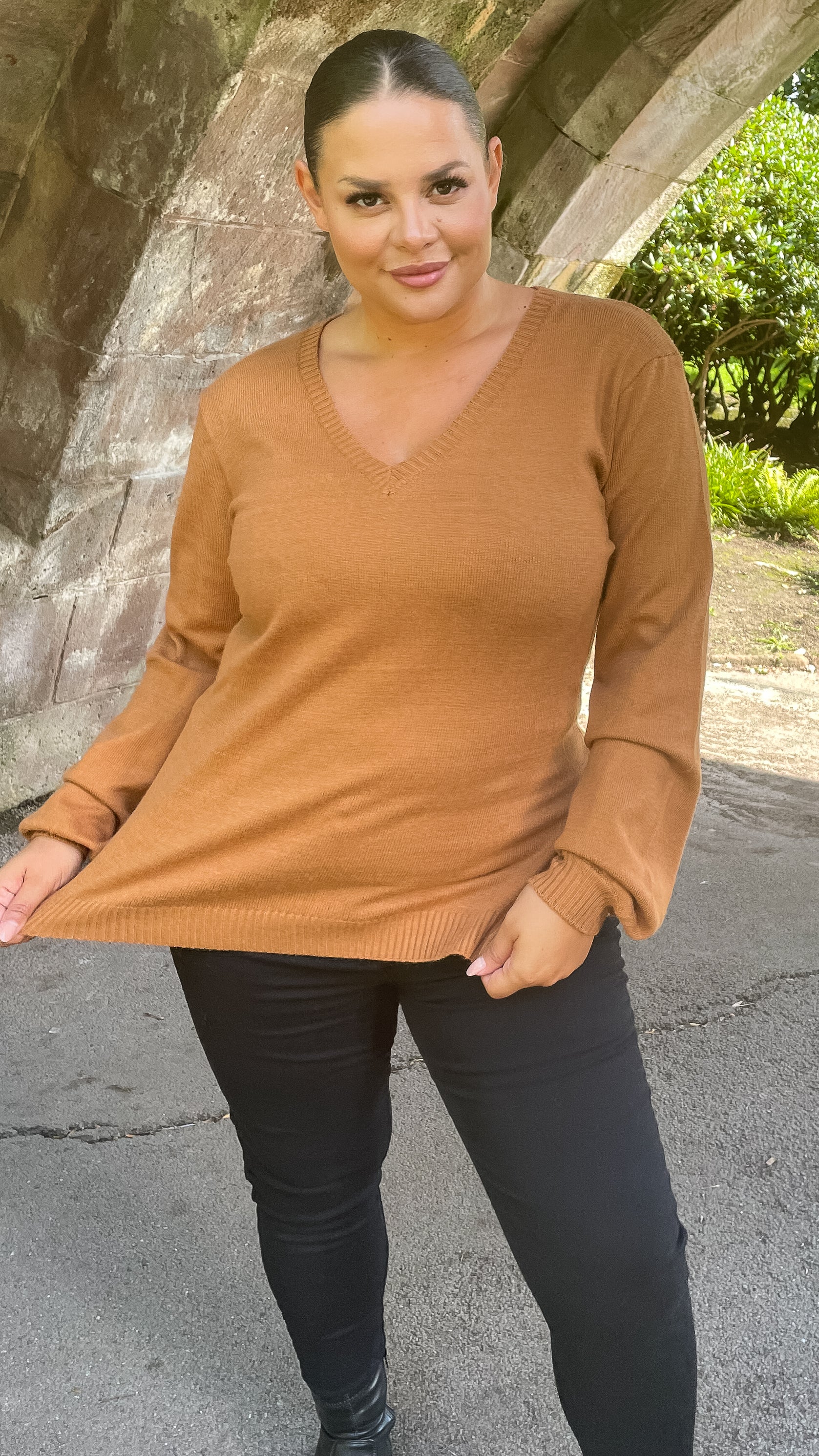 CurveWow Longline V Neck Jumper Camel