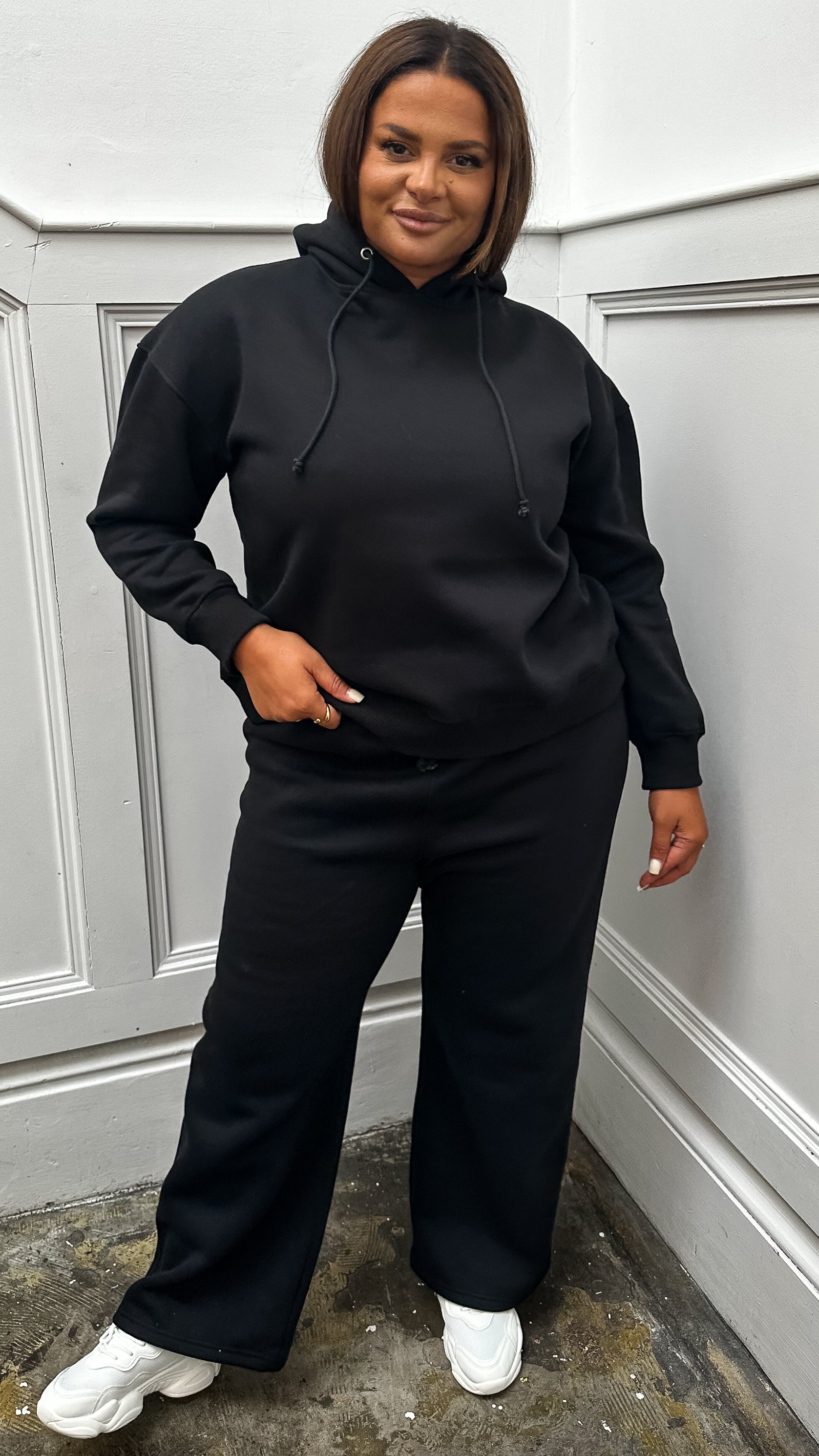 CurveWow Fleece Straight Leg Jogger Black