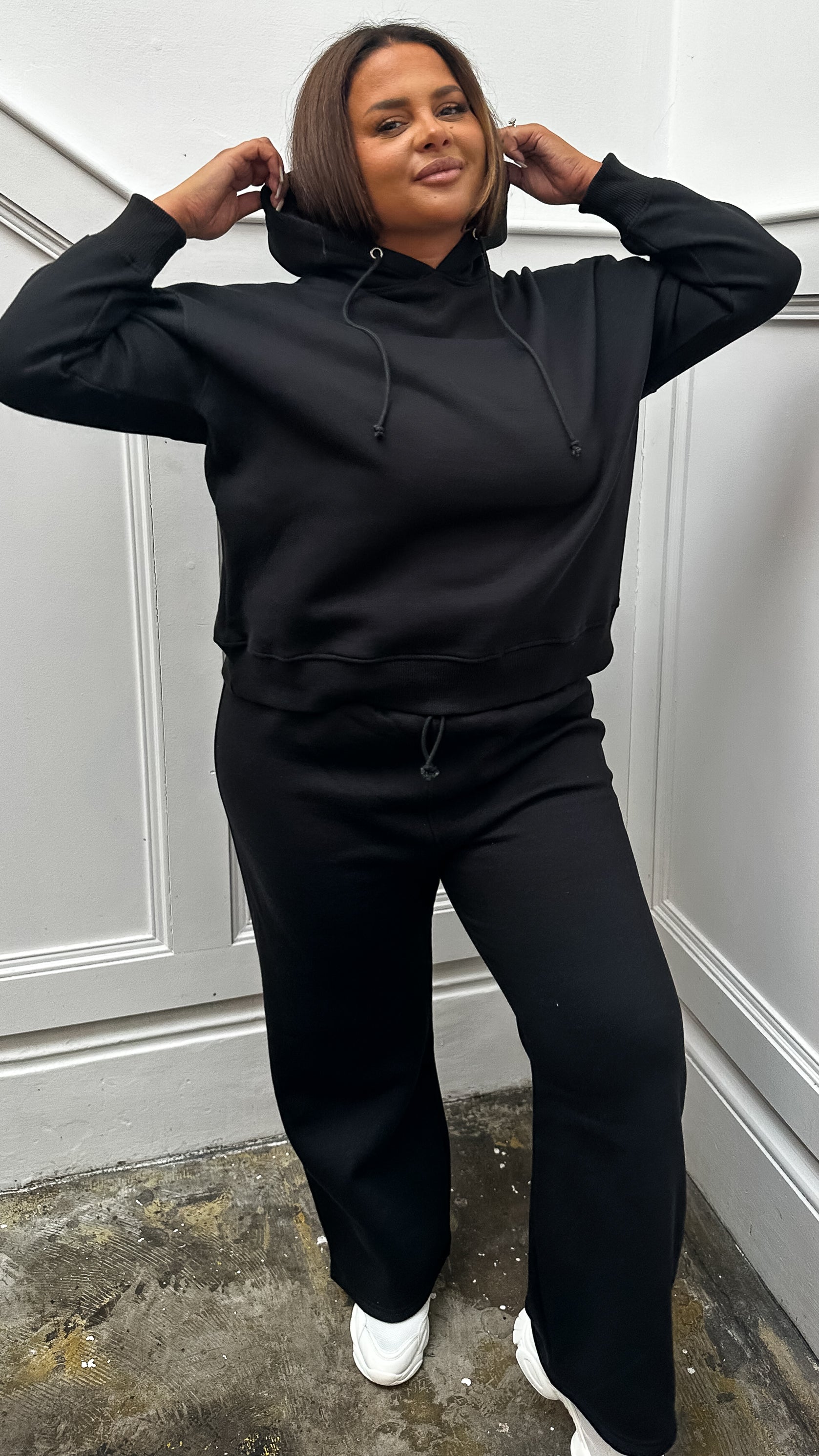 CurveWow Fleece Straight Leg Jogger Black