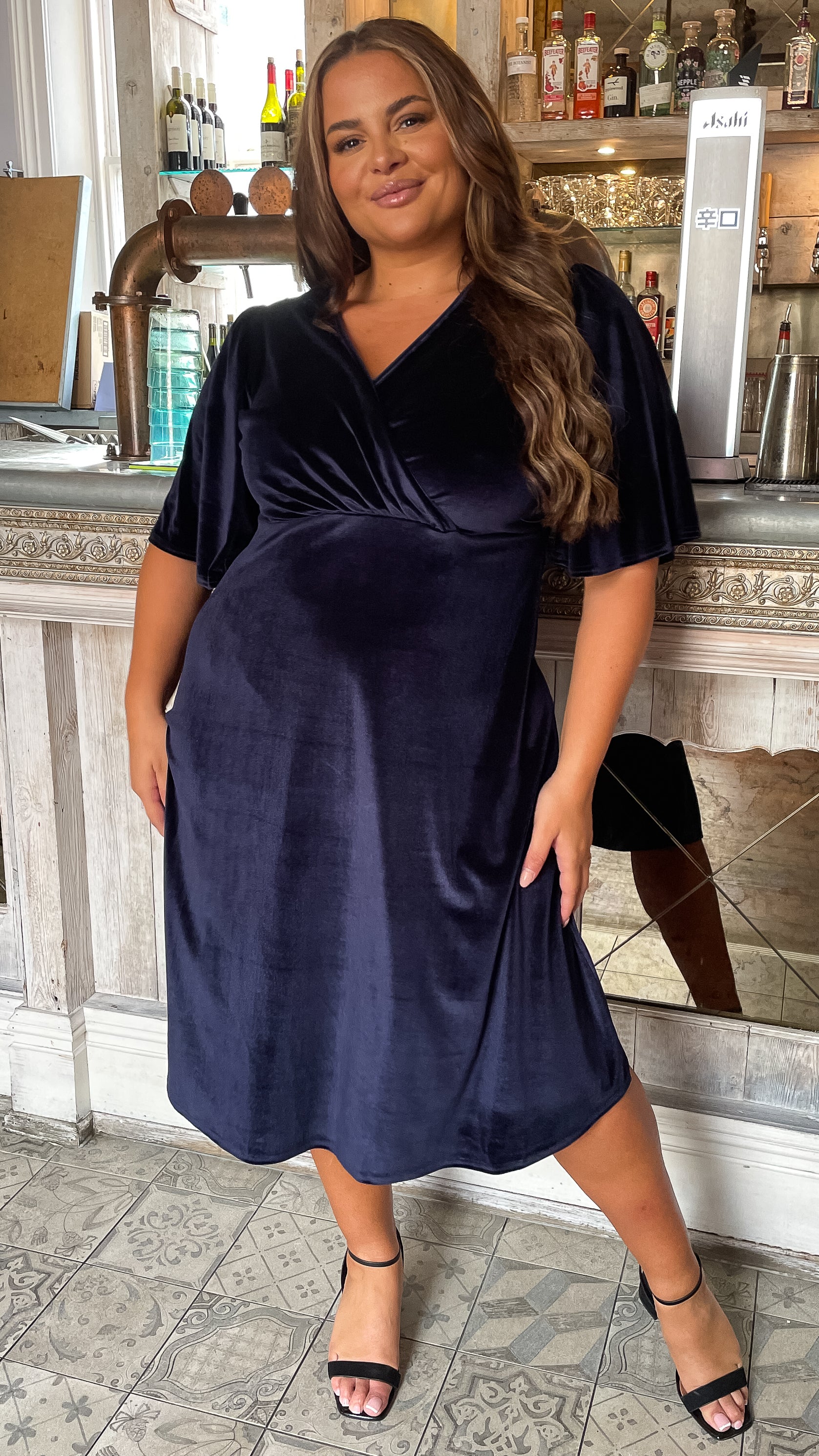 fall chiffon dress Womens Sexy V-Neck Long Sleeve Flower Long Vintage Western Country Maxi Dress Casual Flowy Dress,Caramel,S at Amazon Women's Clothing store it’s also crafted for 11 Christmas movies to Silk Satin Colors:Baby Blue 839 do_not_sell_to_NZ