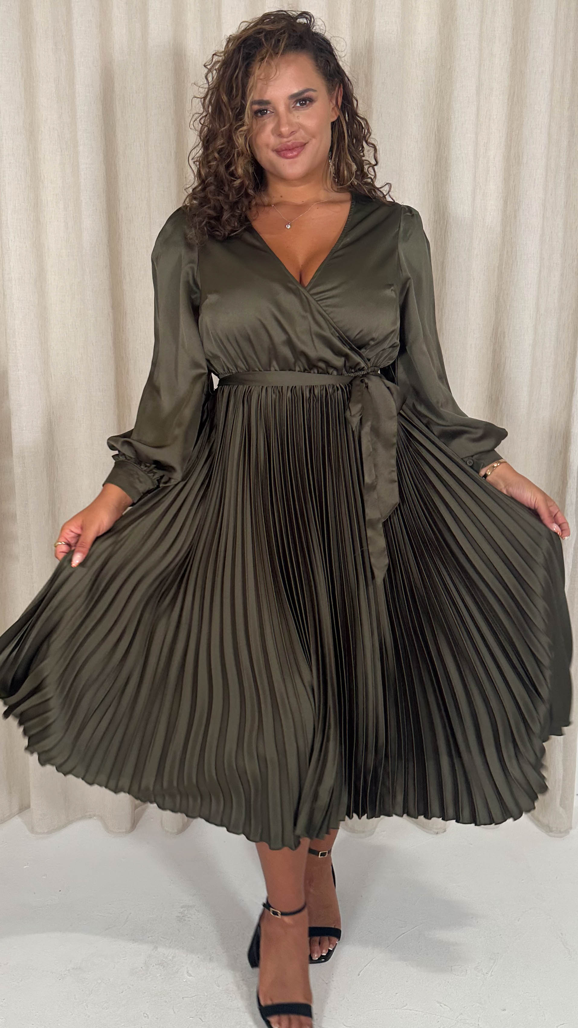CurveWow Pleated Midi Dress Dark Khaki
