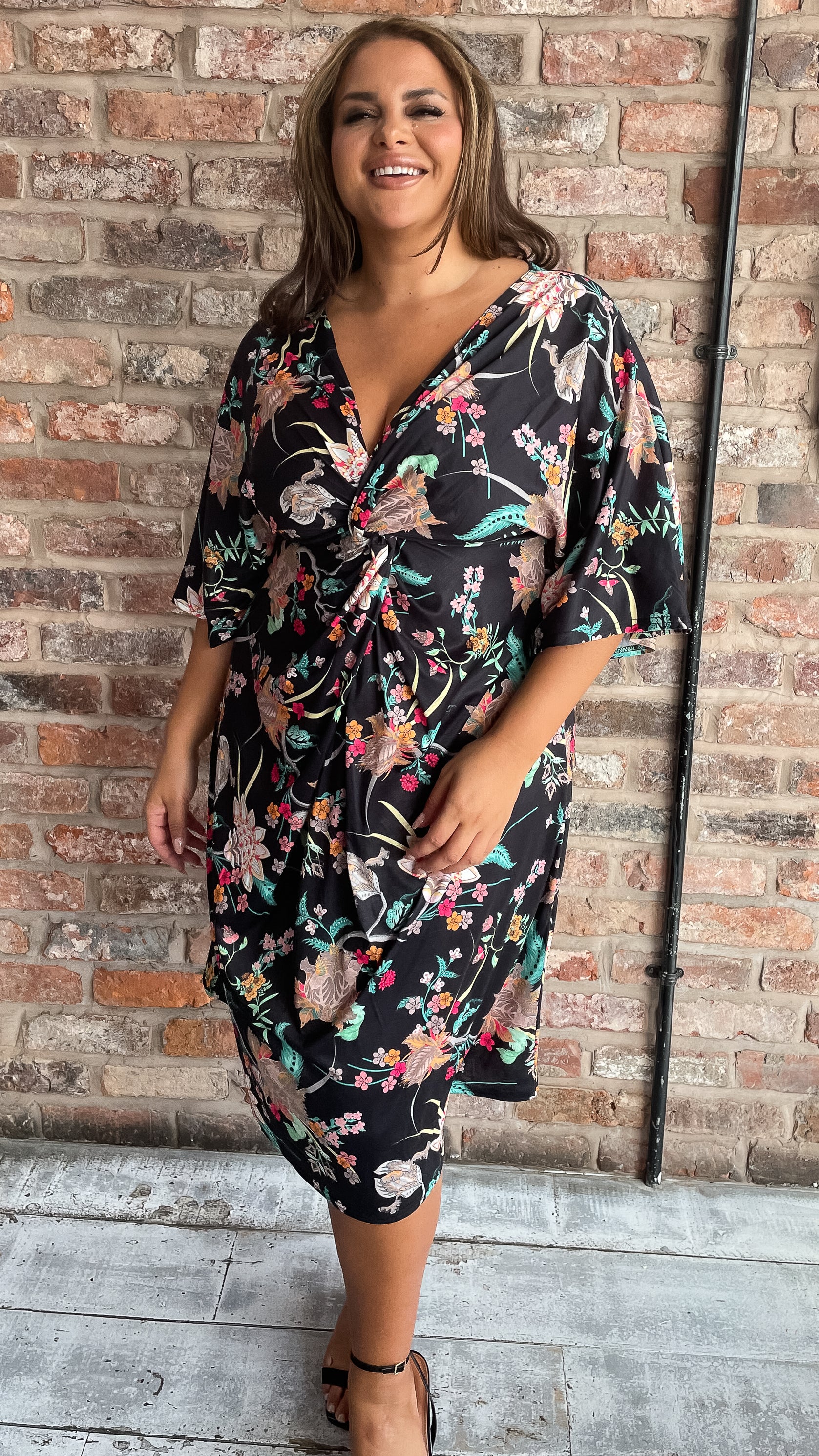 CurveWow Knot Dress Black Oriental Floral