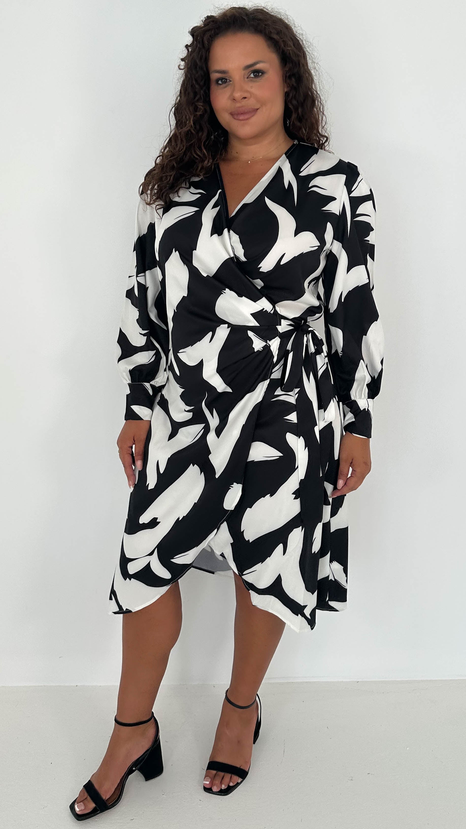 CurveWow Wrap Tie Side Midi Dress Mono Print