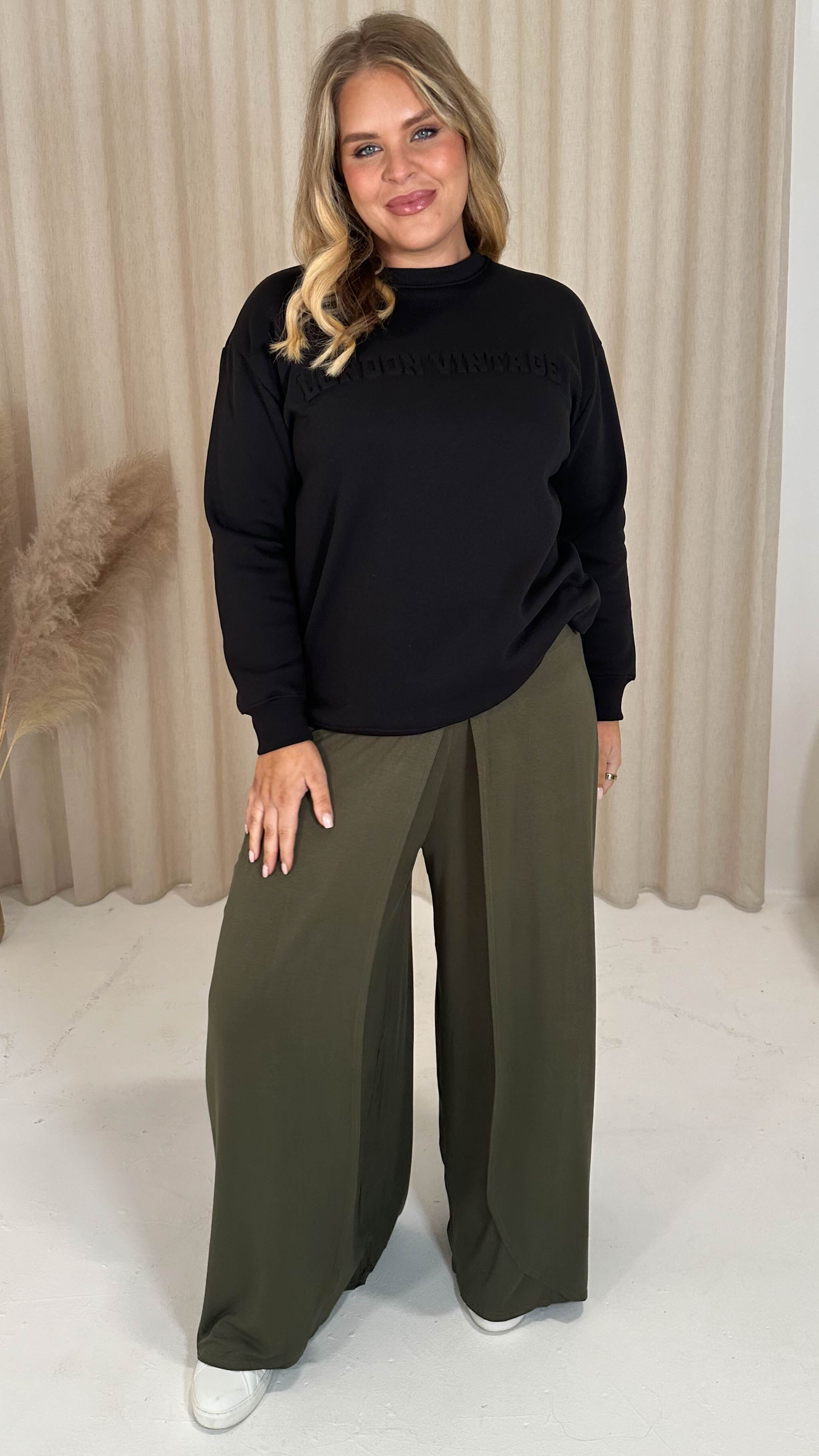 CurveWow Flippy Wide Leg Trousers Khaki