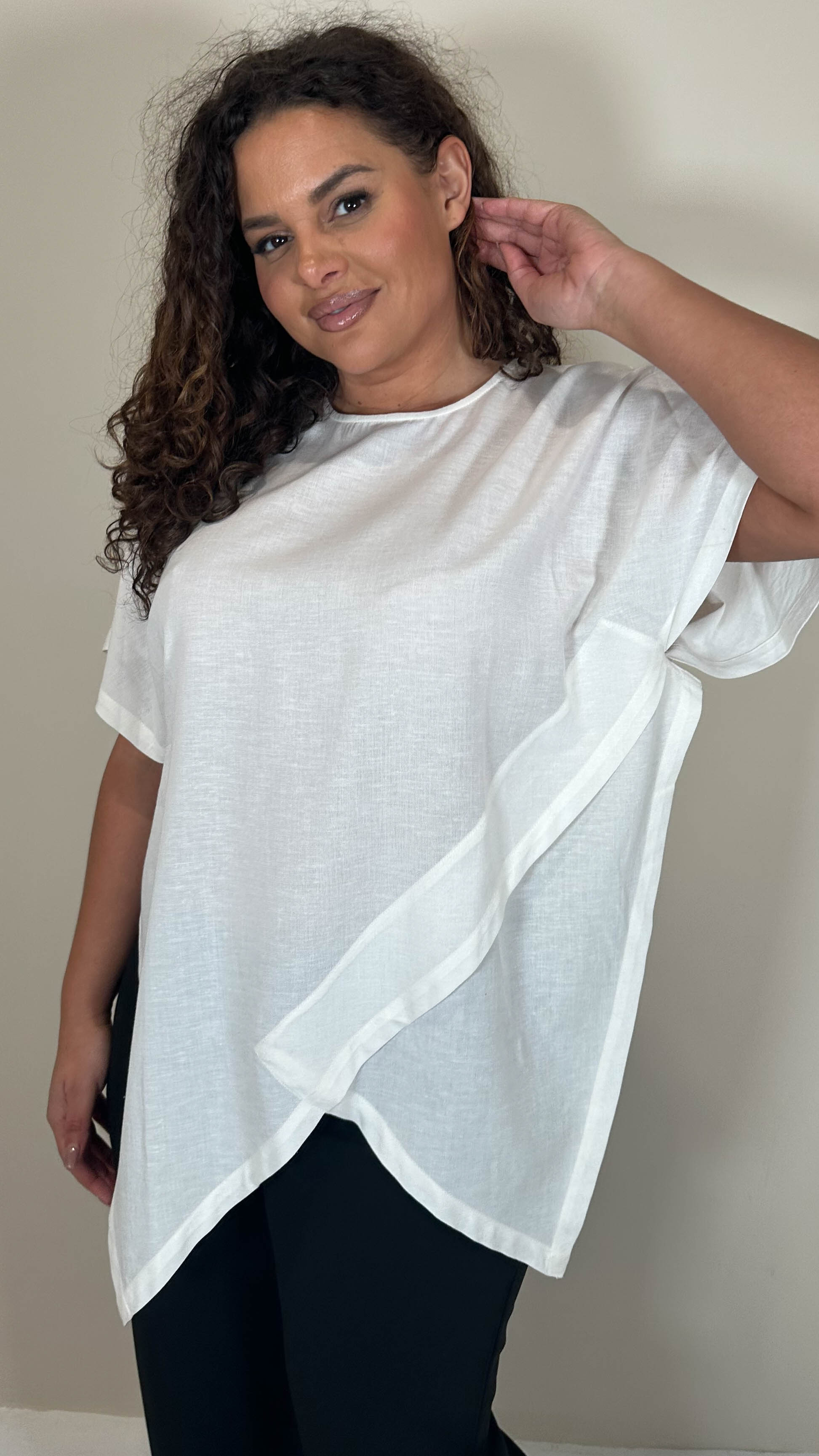 CurveWow Asymmetric Top White