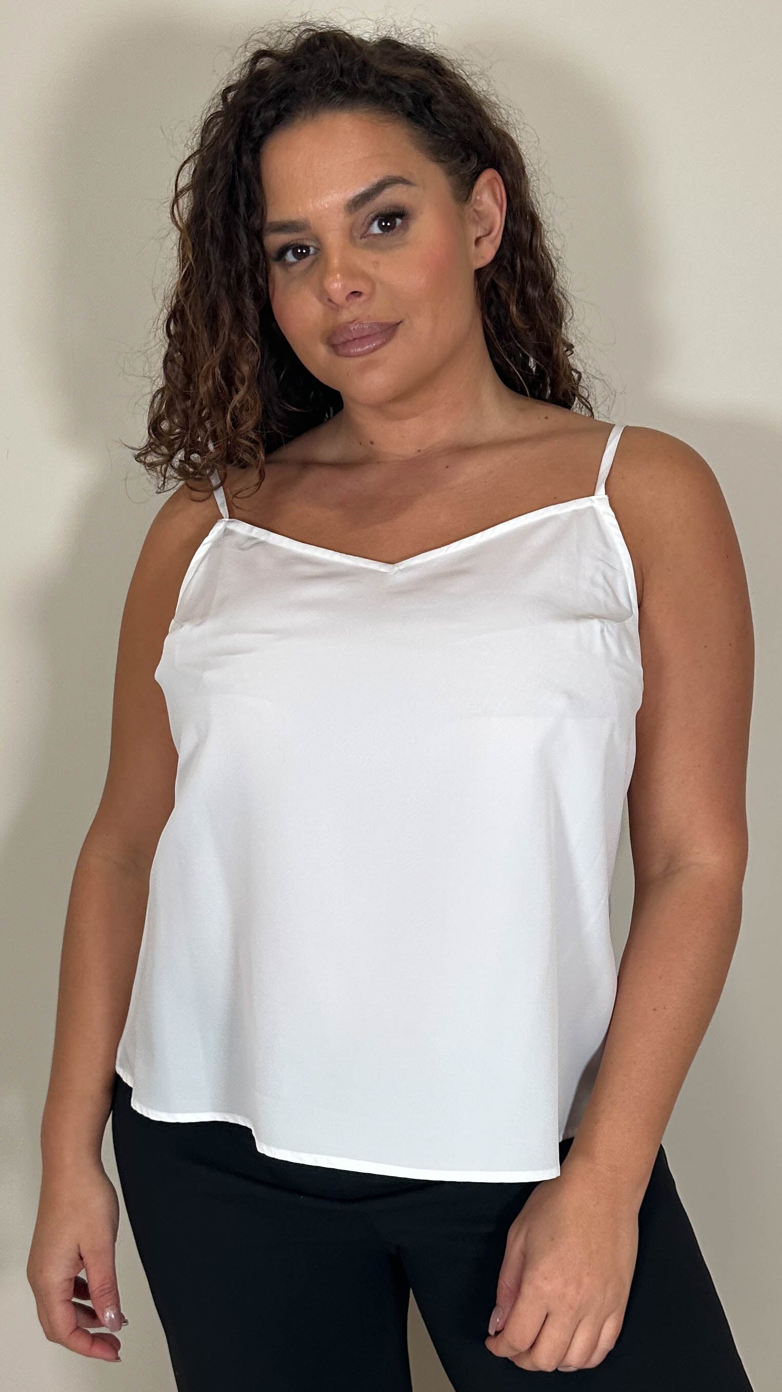 CurveWow Basic Woven Swing Vest White