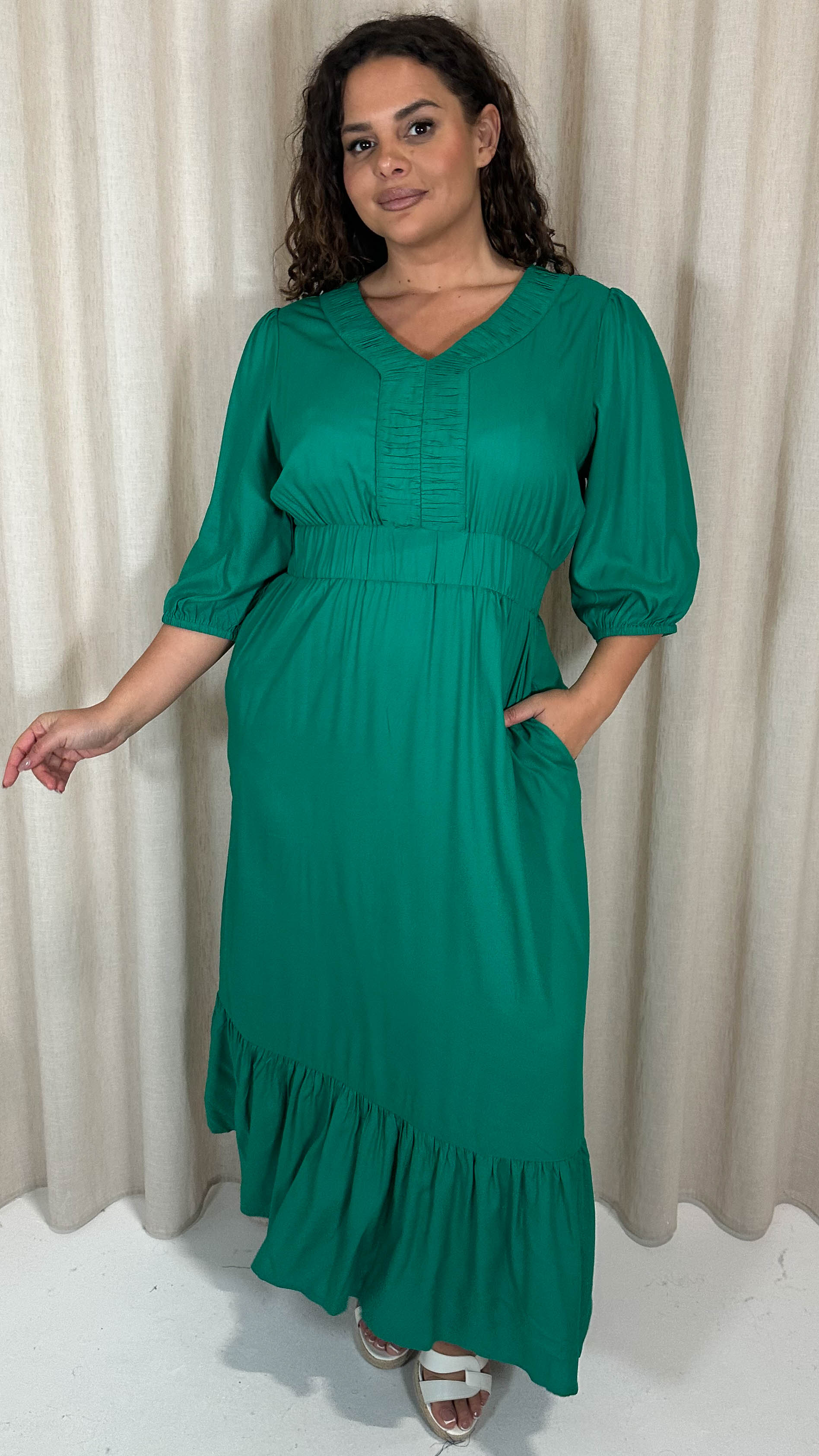 CurveWow Ruched Vneck Tiered Maxi Dress Green