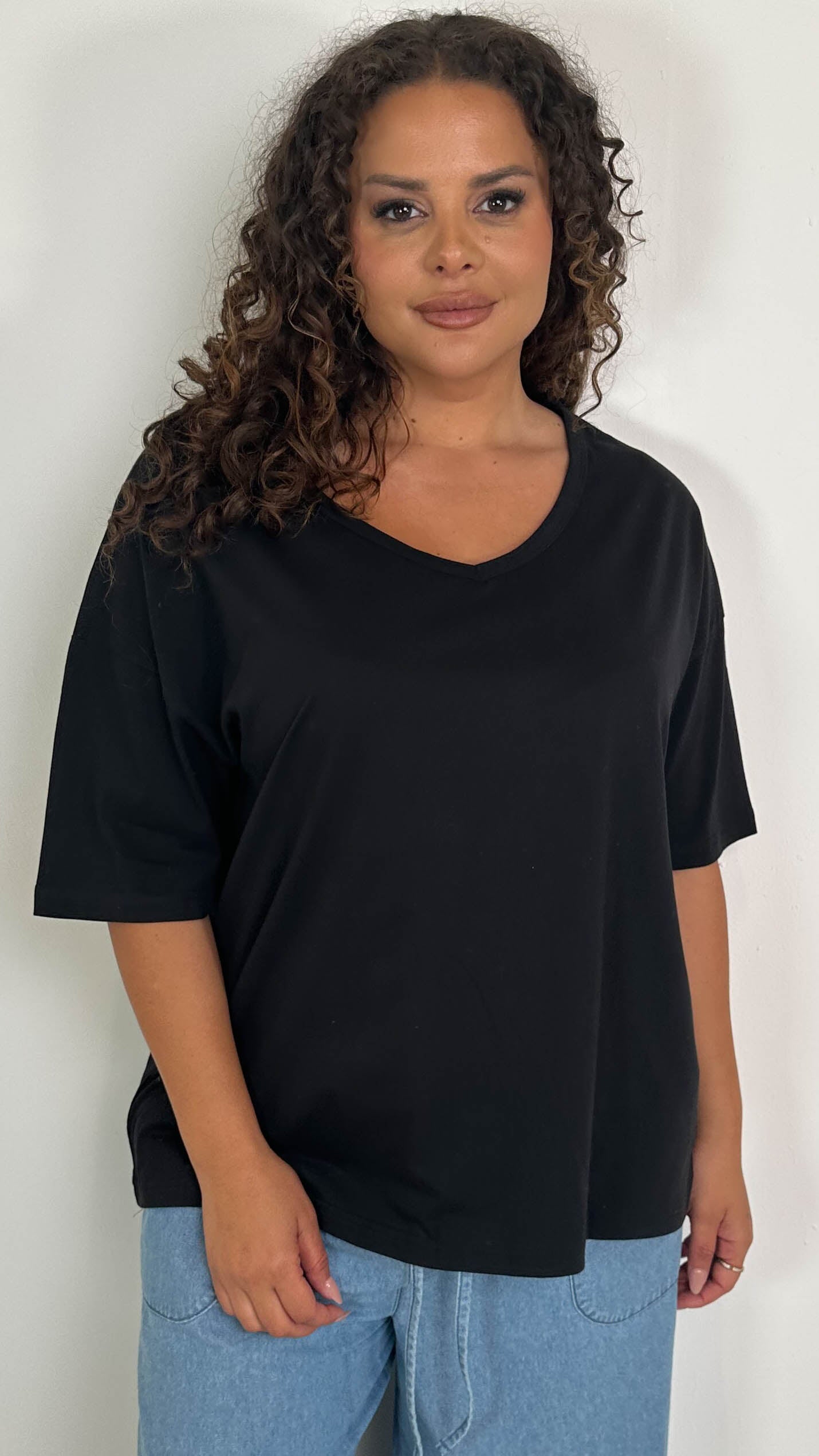 CurveWow Oversized V Neck Basic T-Shirt Black