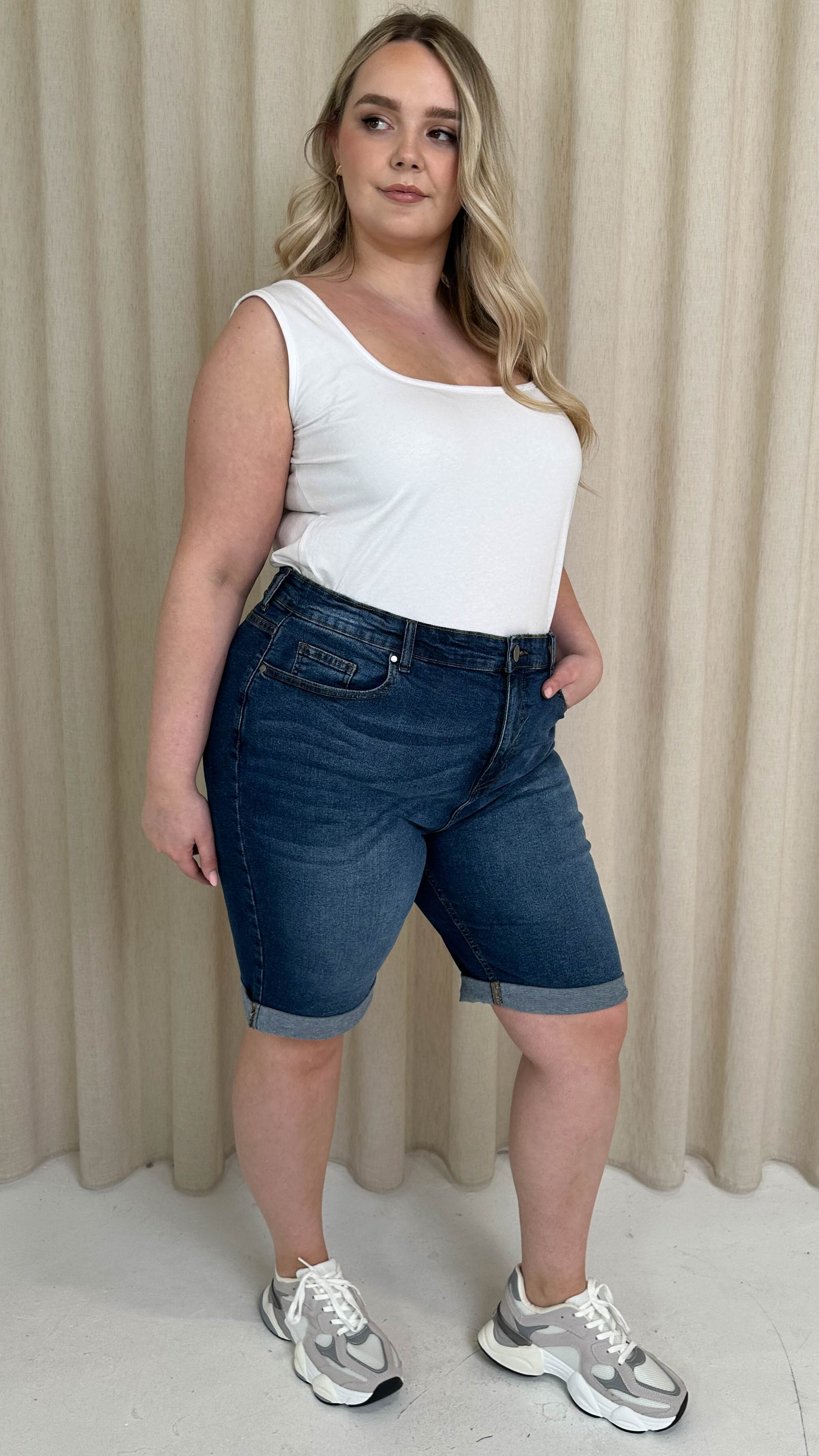 CurveWow Mom Style Denim Shorts Mid Blue