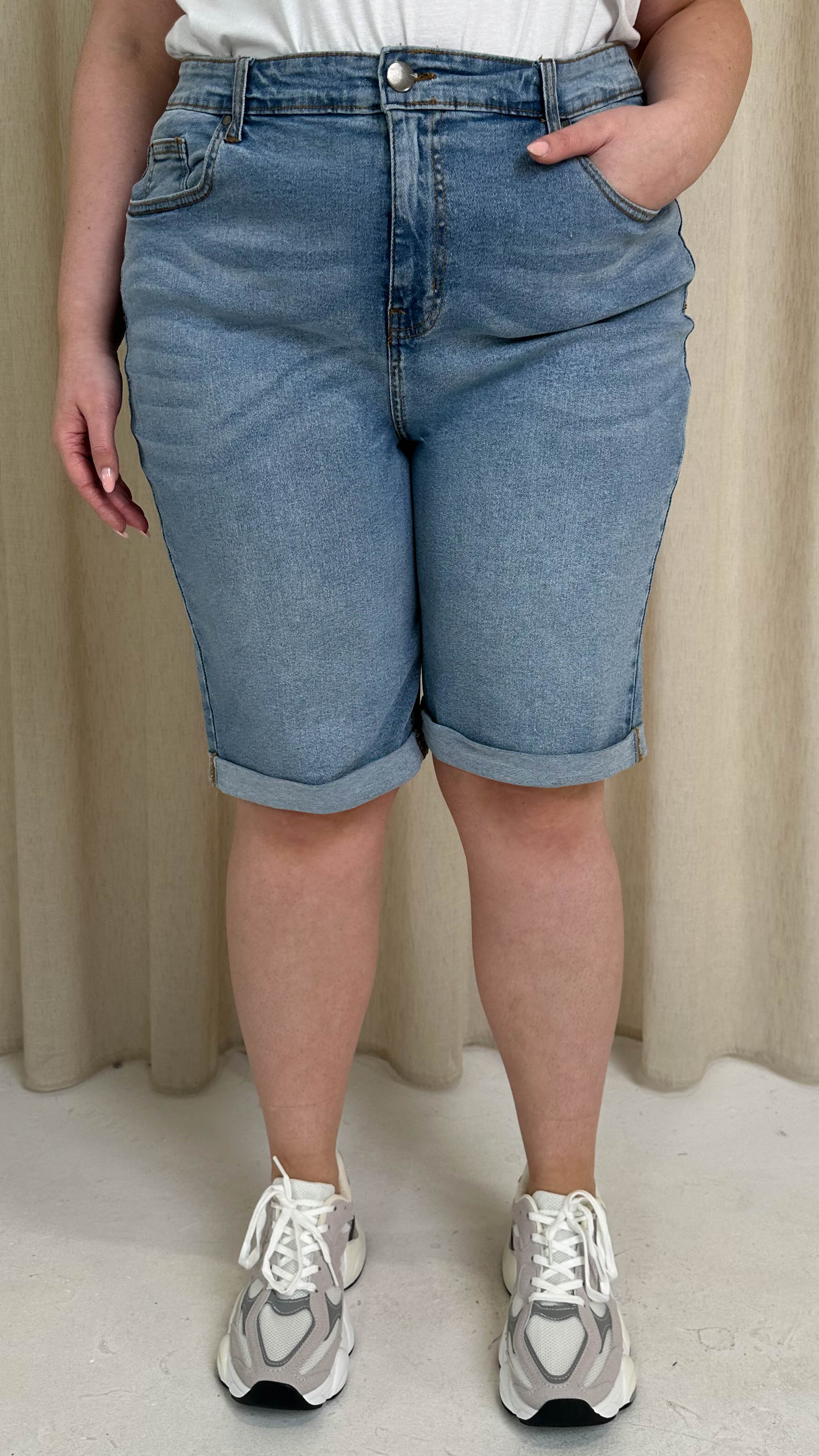 CurveWow Mom Style Denim Shorts Light Blue