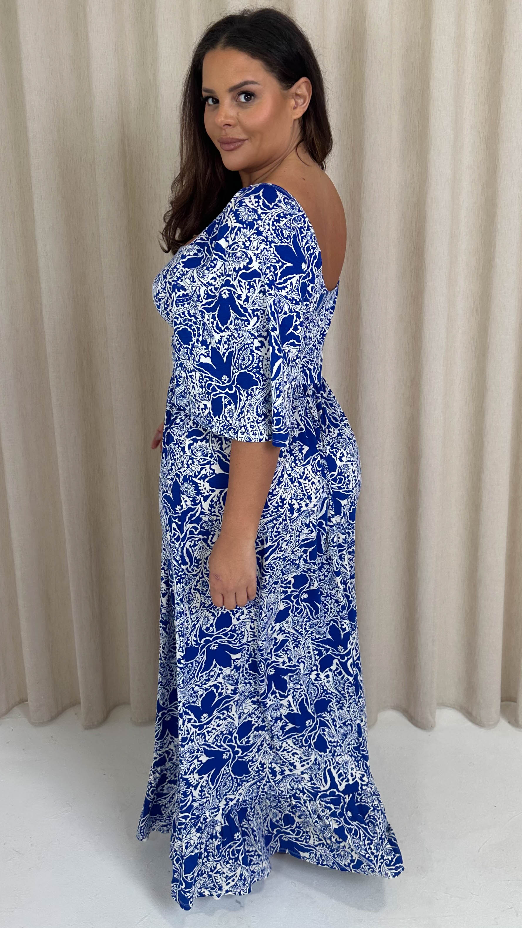 CurveWow Ruched Front Angel Sleeve Maxi Blue/White Floral