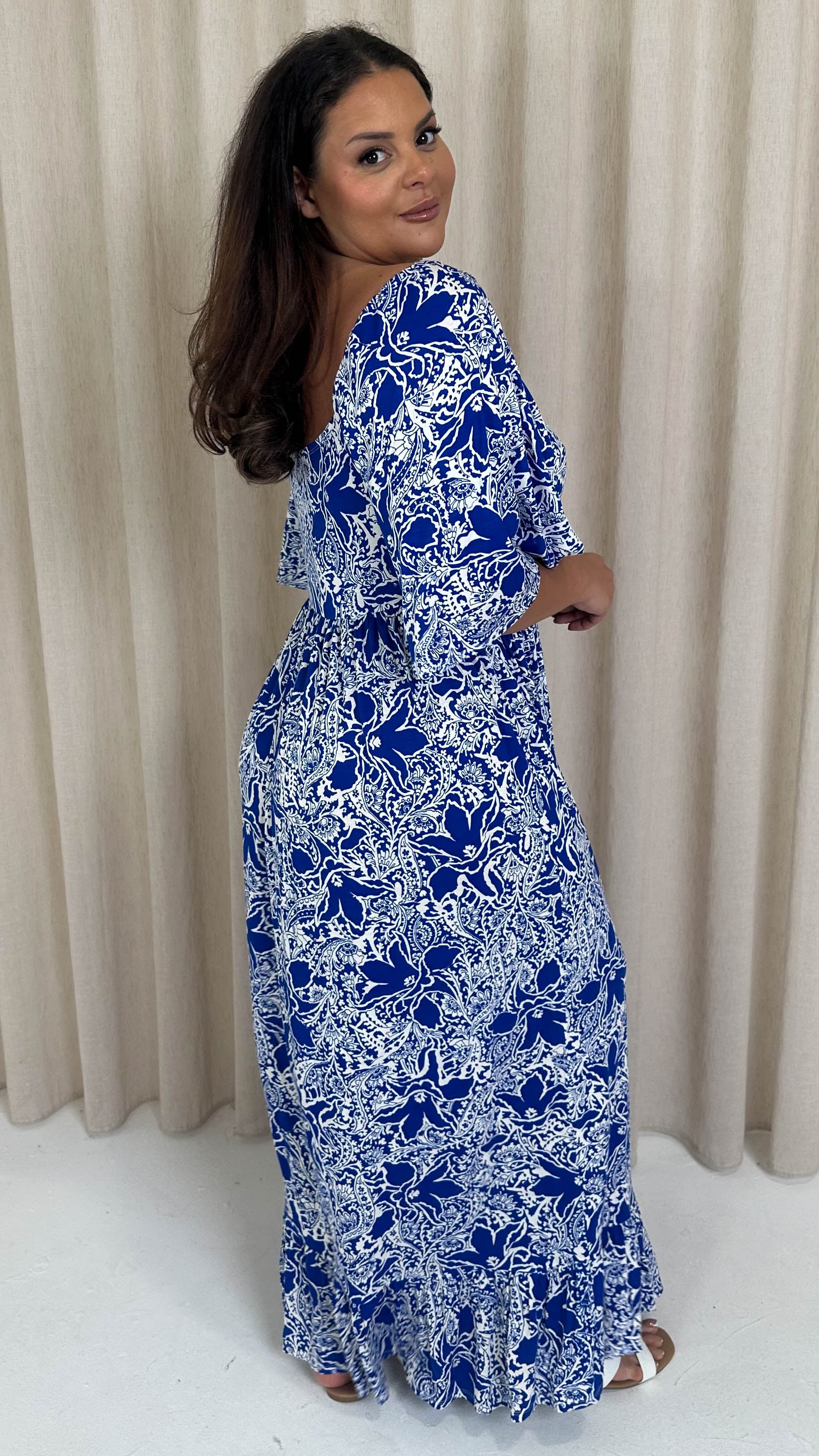CurveWow Ruched Front Angel Sleeve Maxi Blue/White Floral