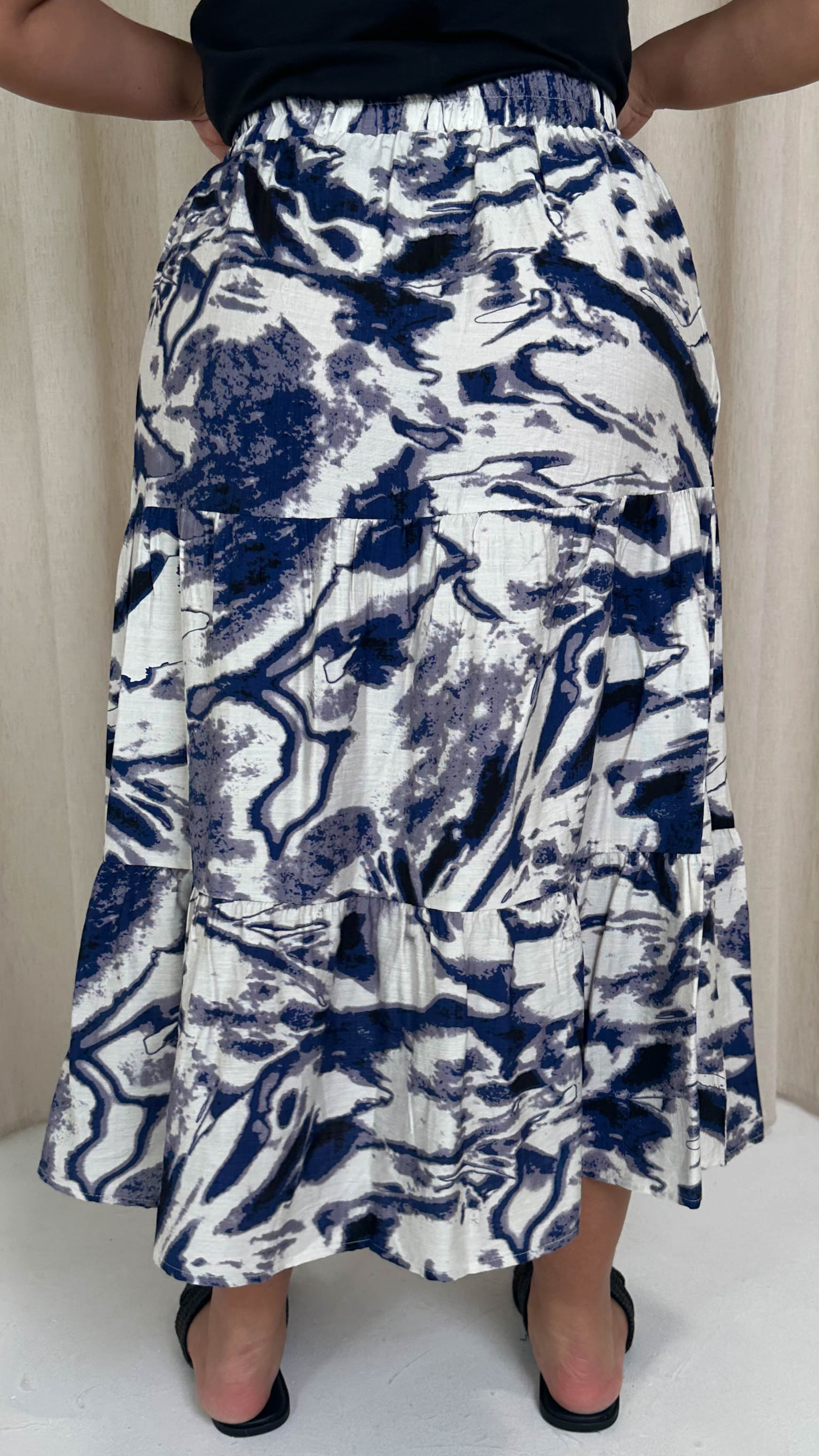 CurveWow Elasticated Waist Tiered Maxi Skirt Navy Marble