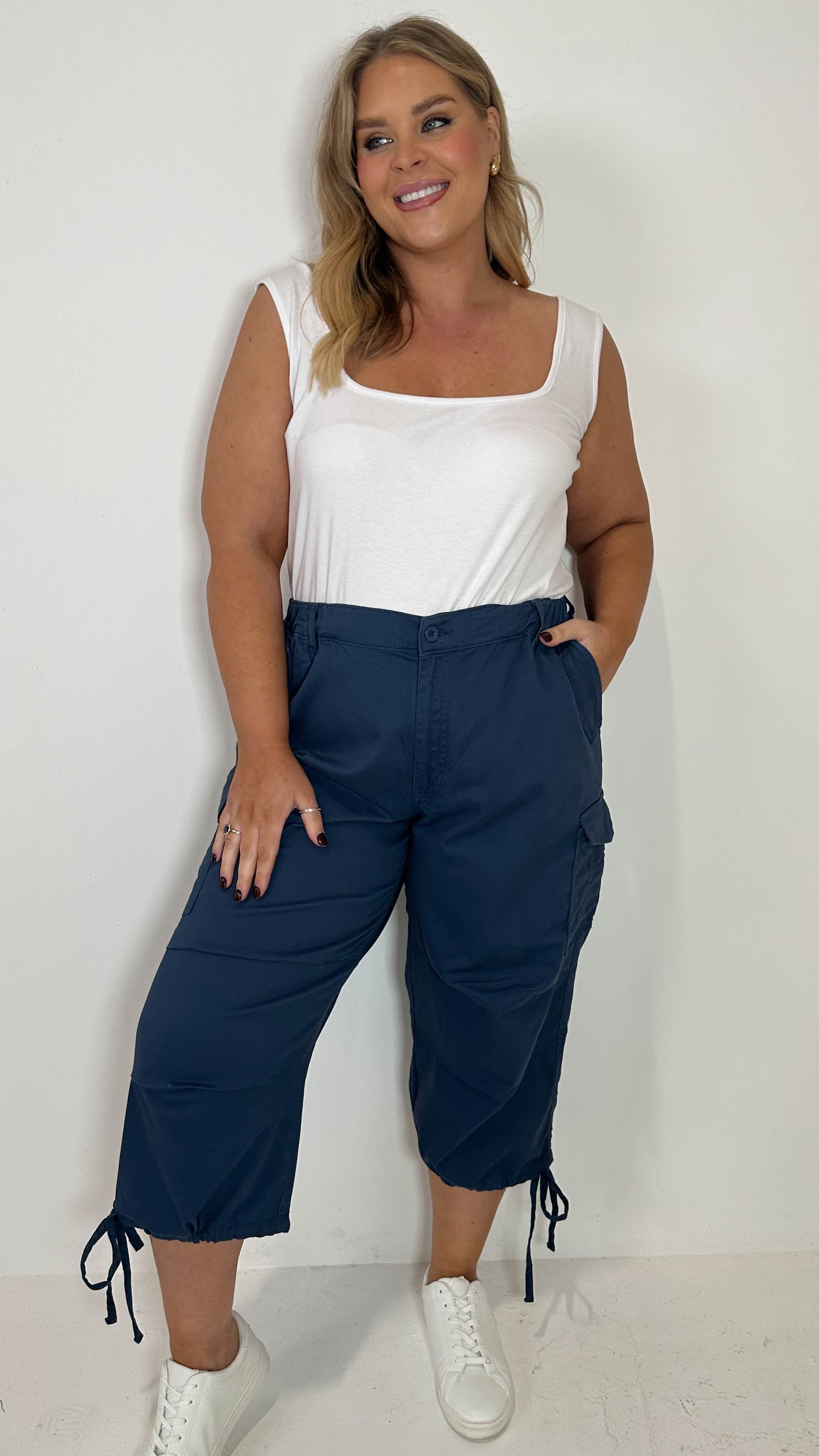 CurveWow Cargo 3/4 Drawcord Trousers Blue