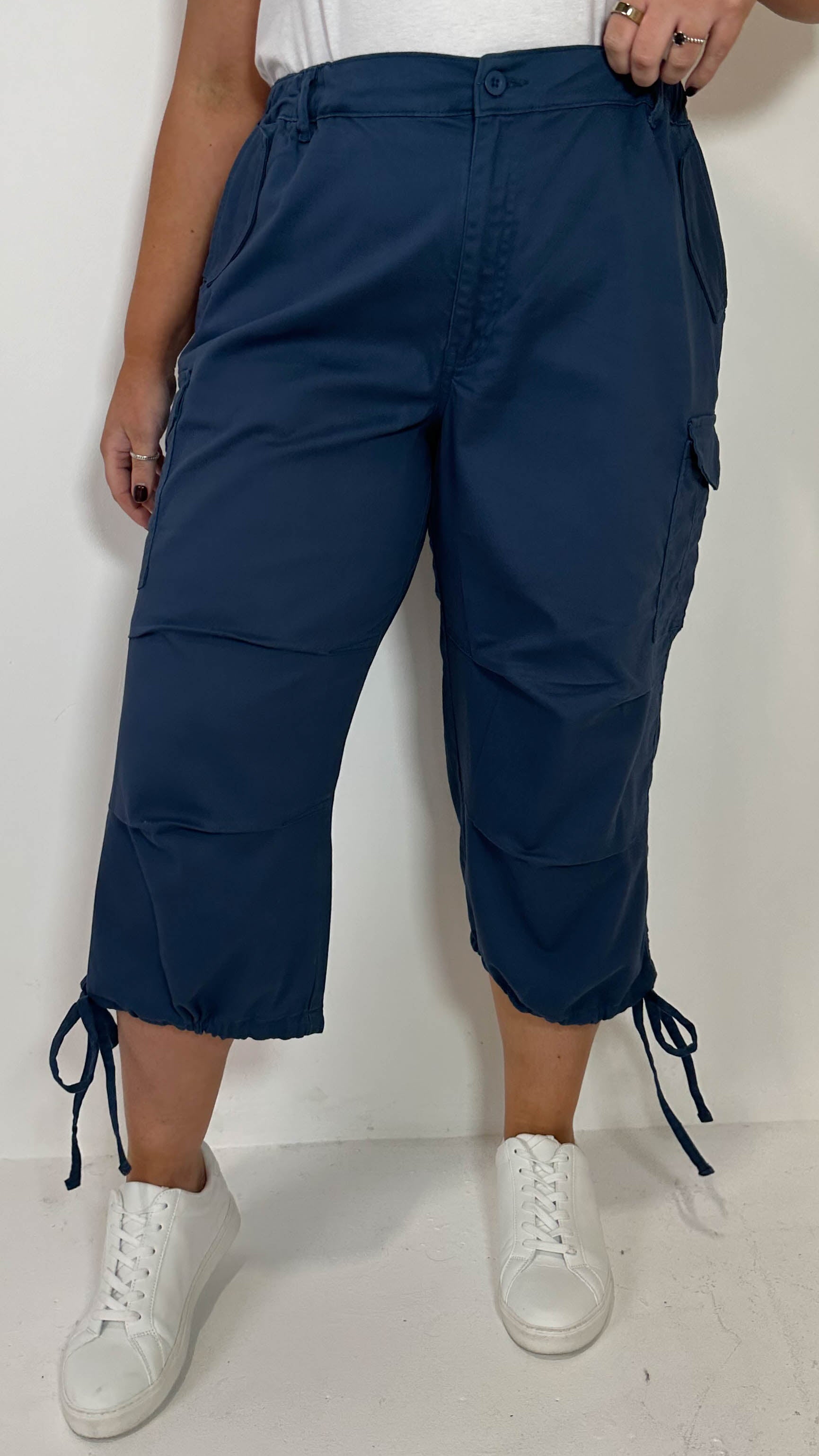 CurveWow Cargo 3/4 Drawcord Trousers Blue