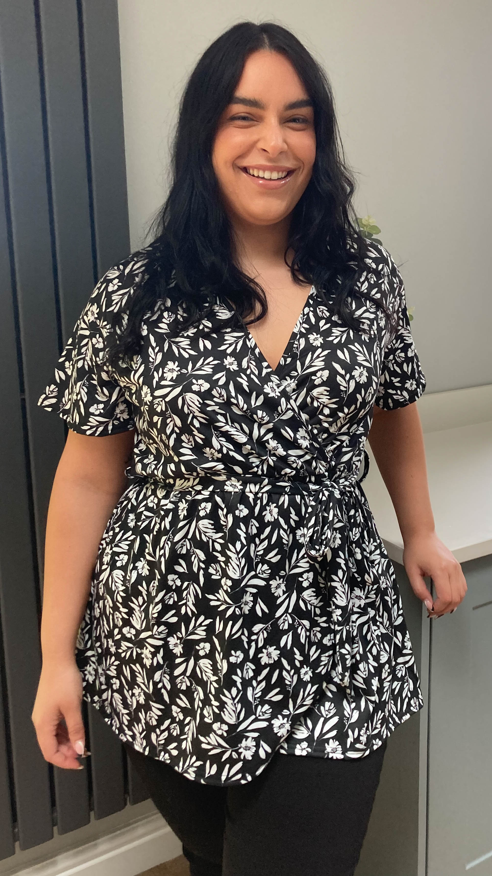 CurveWow Wrap Top Black White Floral