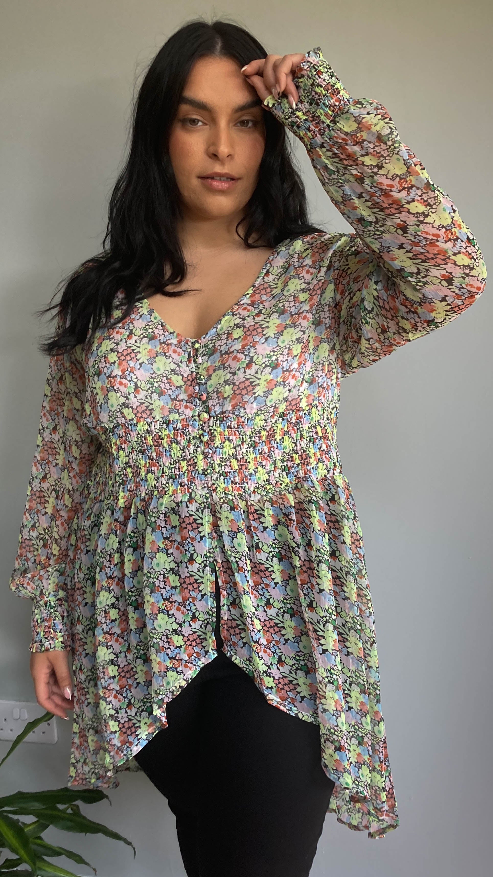 CurveWow Dipped Hem Blouse Floral Print