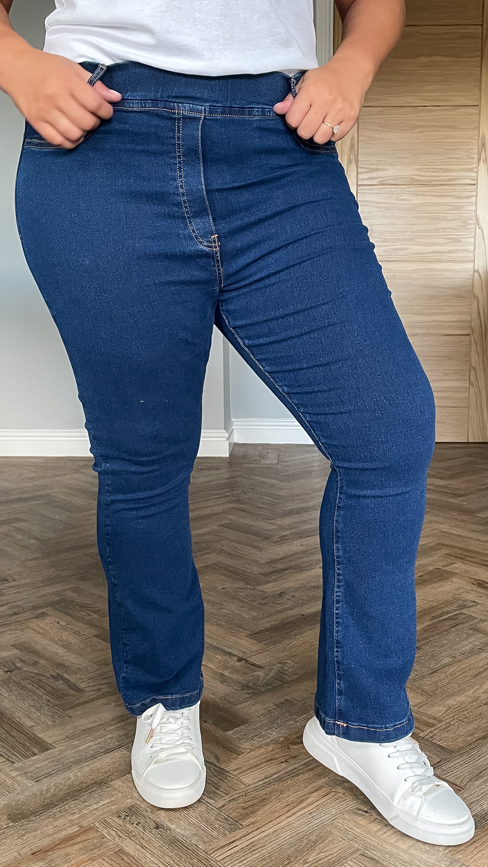 CurveWow Boot Cut Jeggings Mid Blue Wash