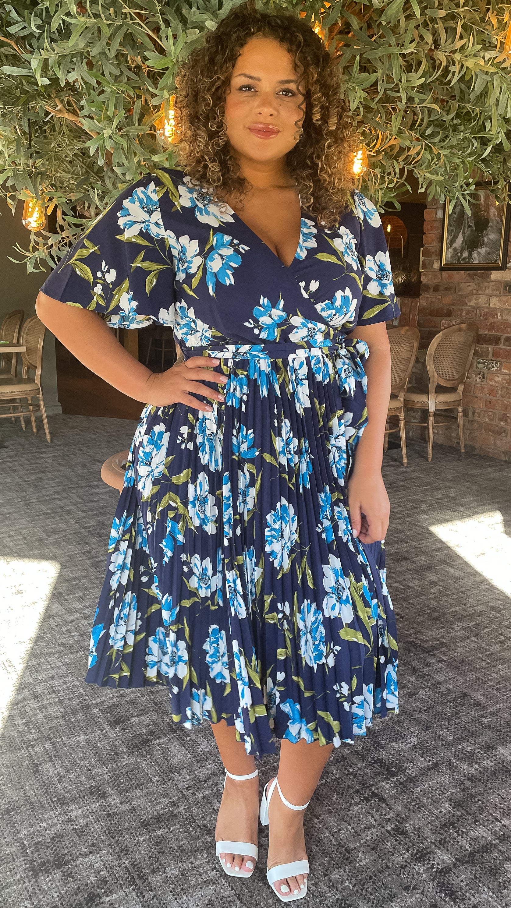 CurveWow Short Sleeve Pleated Wrap Dress Navy Floral