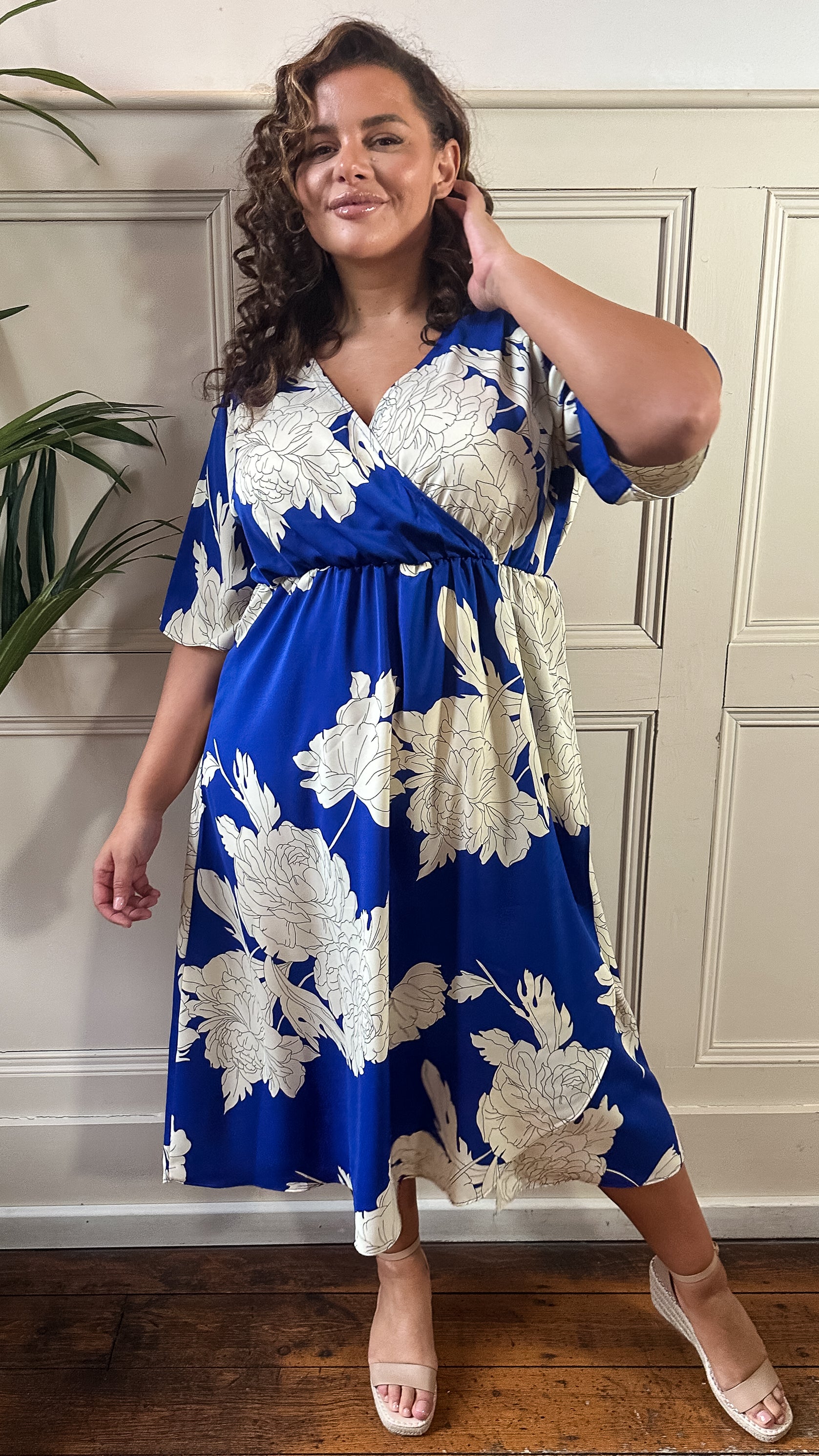 CurveWow Wrap Dress Cobalt Blue Floral Curvewow CurveWow Wrap Dress Cobalt Blue Floral Curvewow
