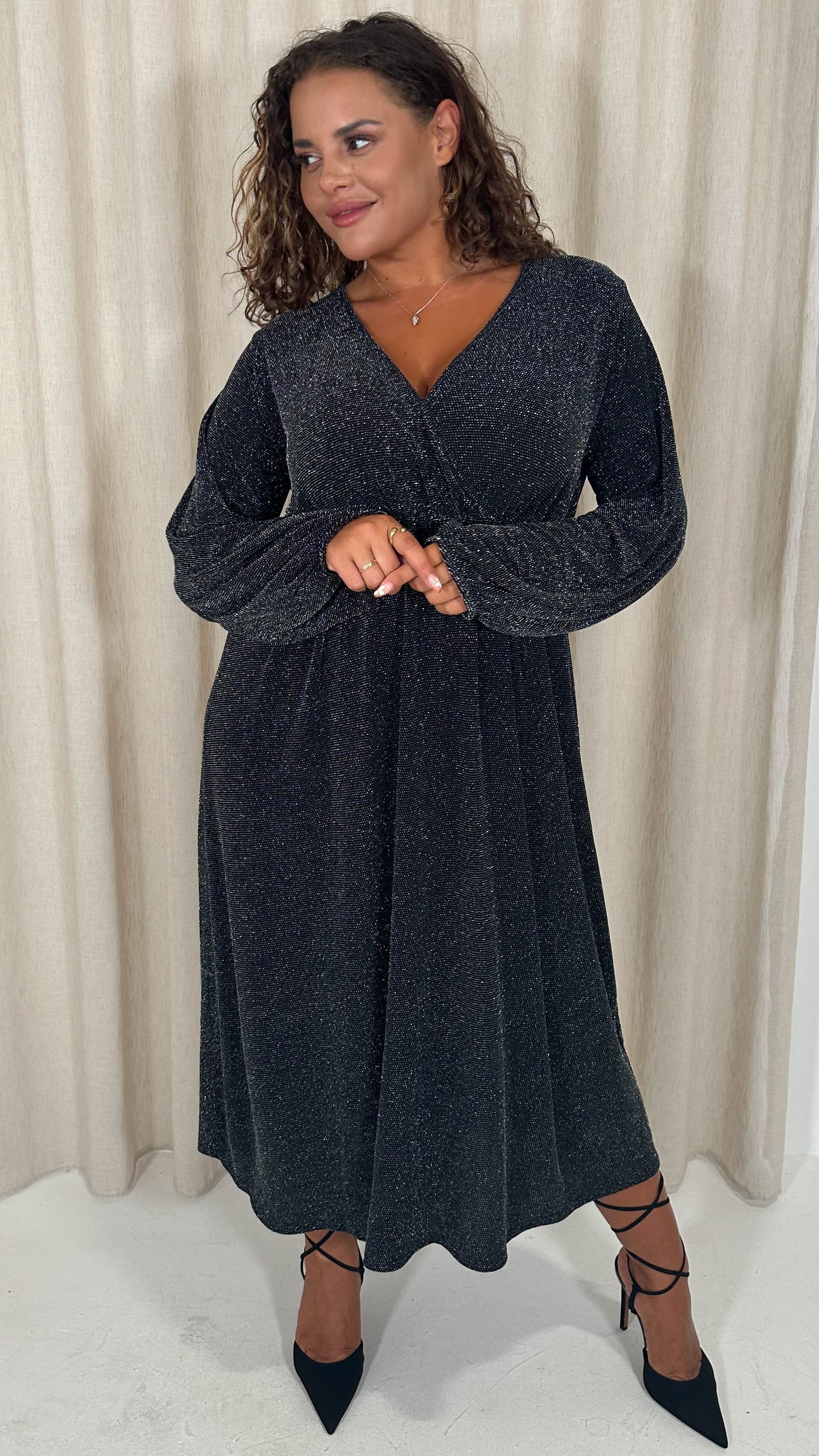 CurveWow Wrap Balloon Sleeve Midaxi Dress Black Silver Curvewow CurveWow Wrap Balloon Sleeve Midaxi Dress Black Silver Curvewow