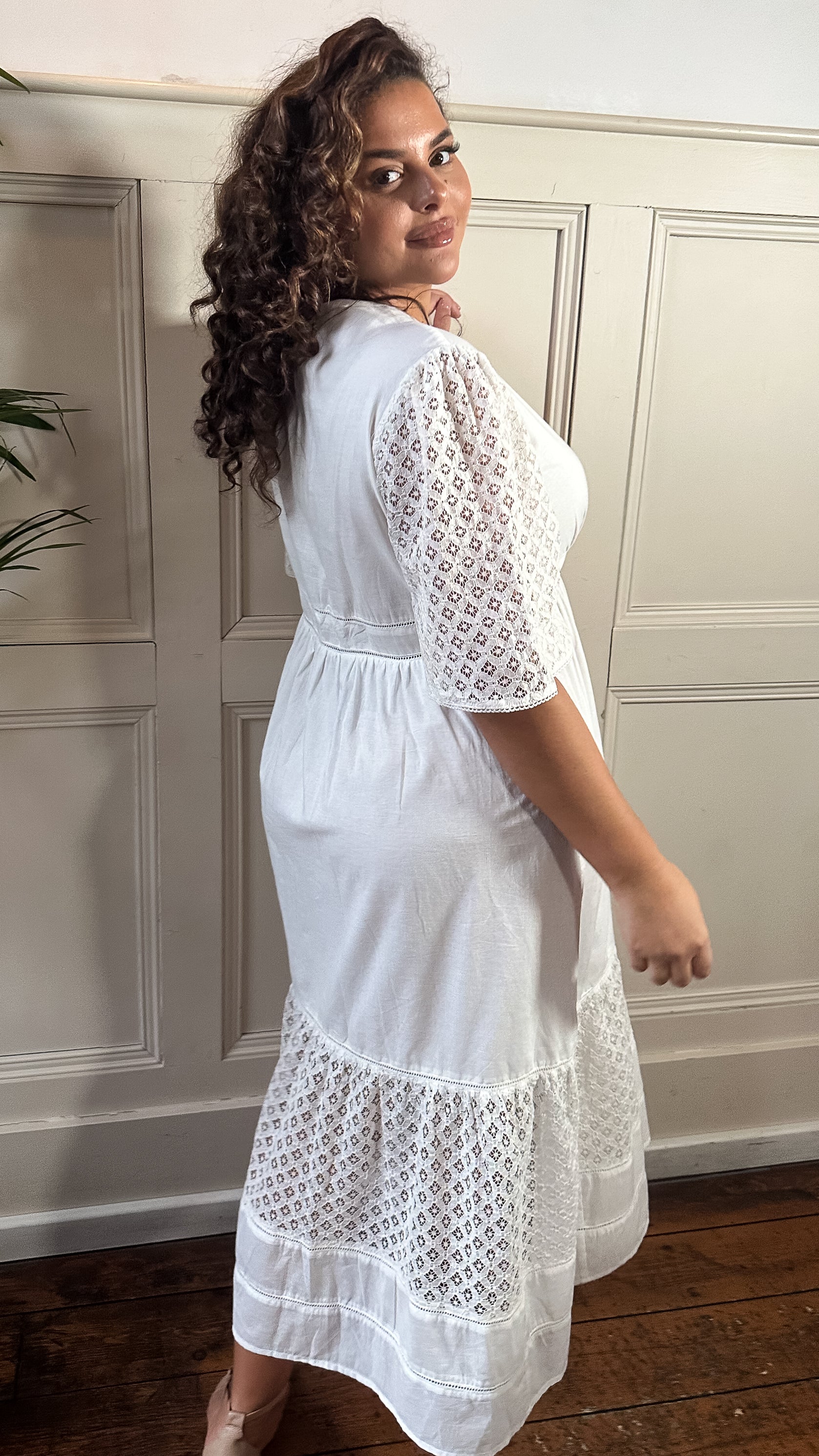 Curvewow Shiffly Panel Wrap Maxi Dress White