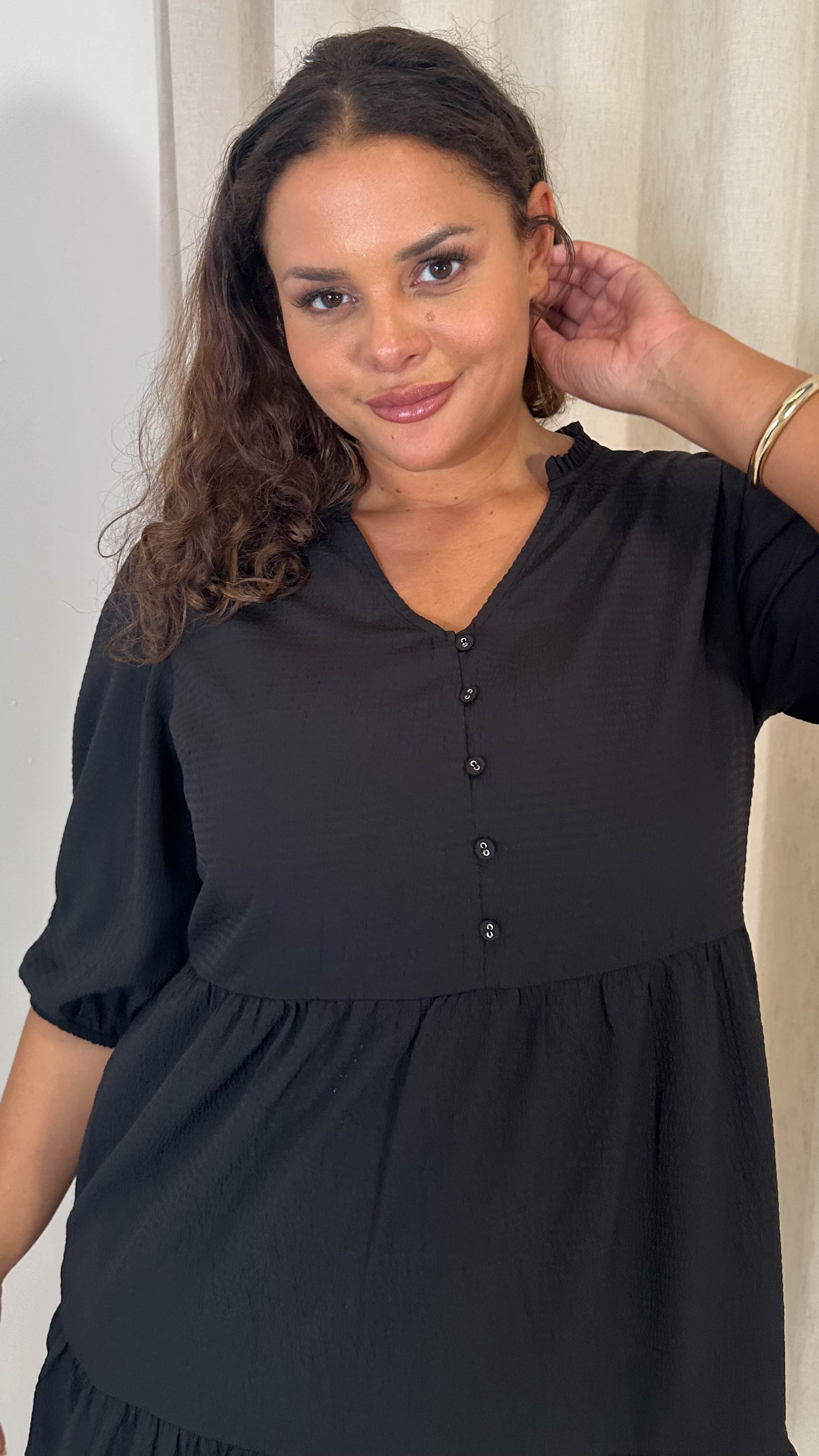 CurveWow Textured Seersucker Mini Dress Black