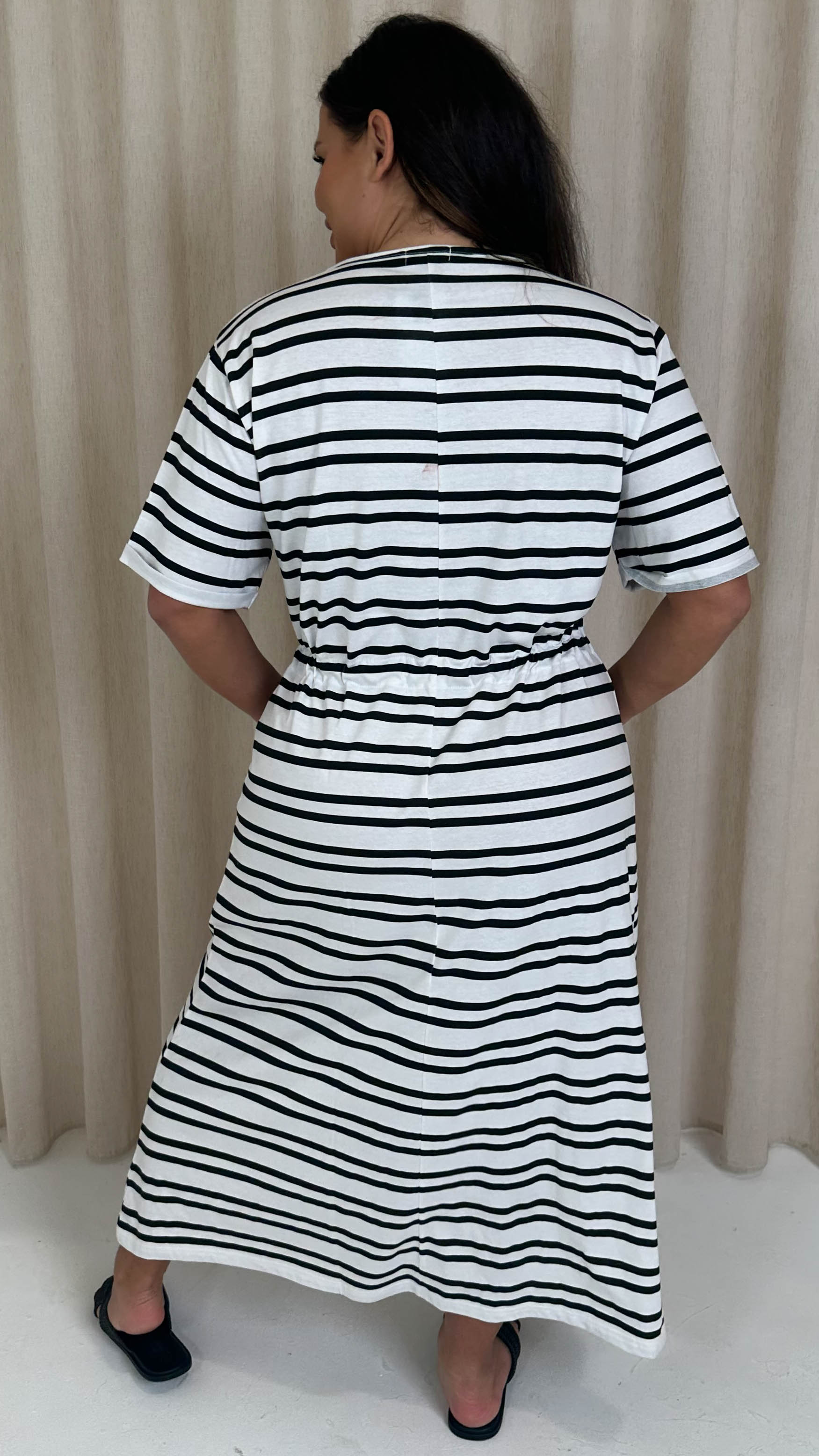CurveWow Maxi T-Shirt Dress With Drawstring White Based Stripe