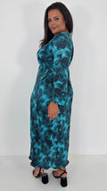 CurveWow Plisse Maxi Dress Turquoise Floral