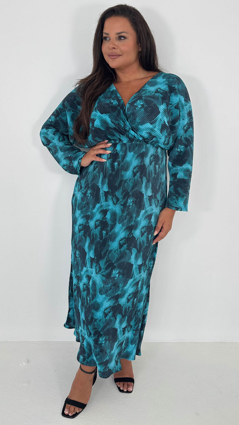 CurveWow Plisse Maxi Dress Turquoise Floral