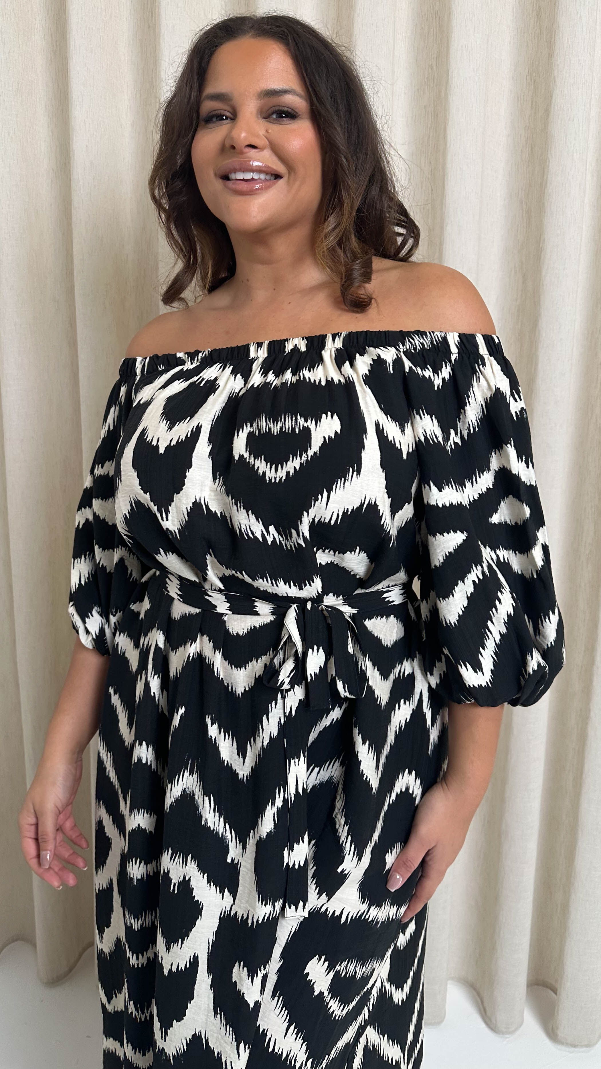 CurveWow Printed Tie Waist Midi Dress Mono Print