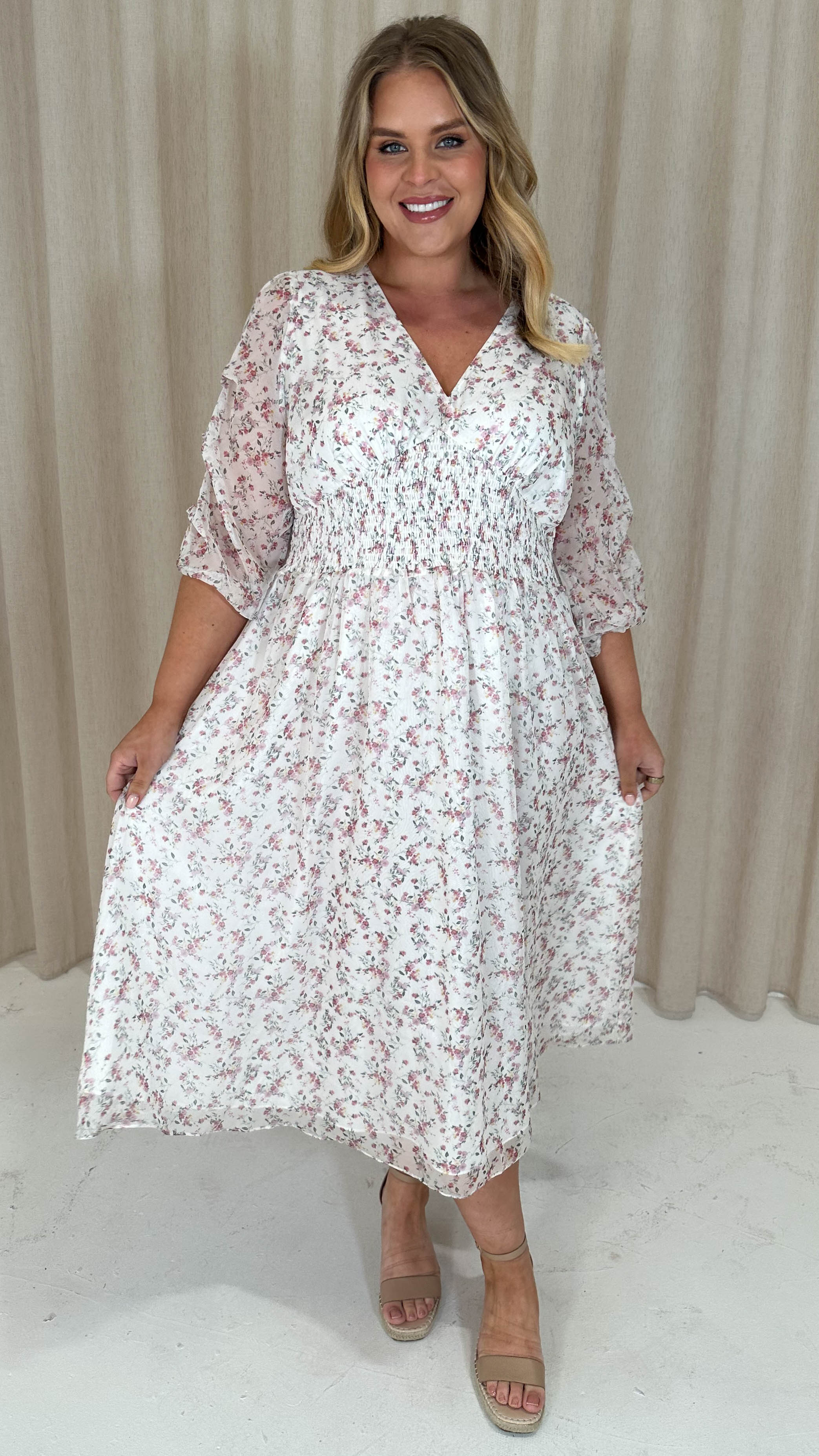 CurveWow Ruched Sleeve Floral Tea Dress White