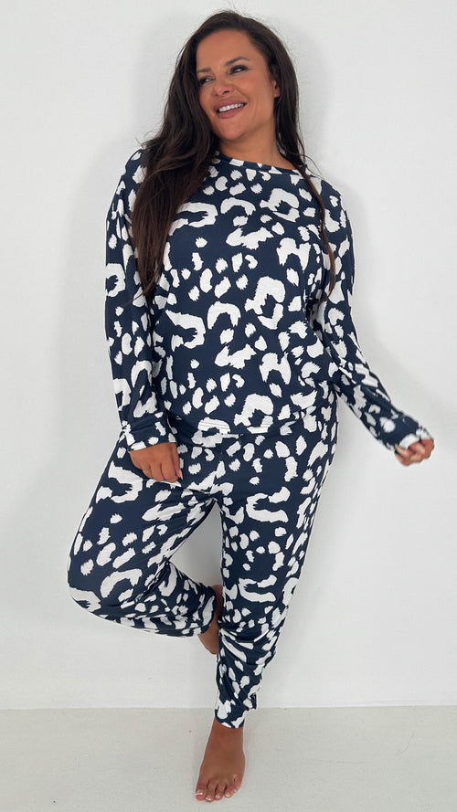CurveWow Printed Pyjama Set Navy Animal