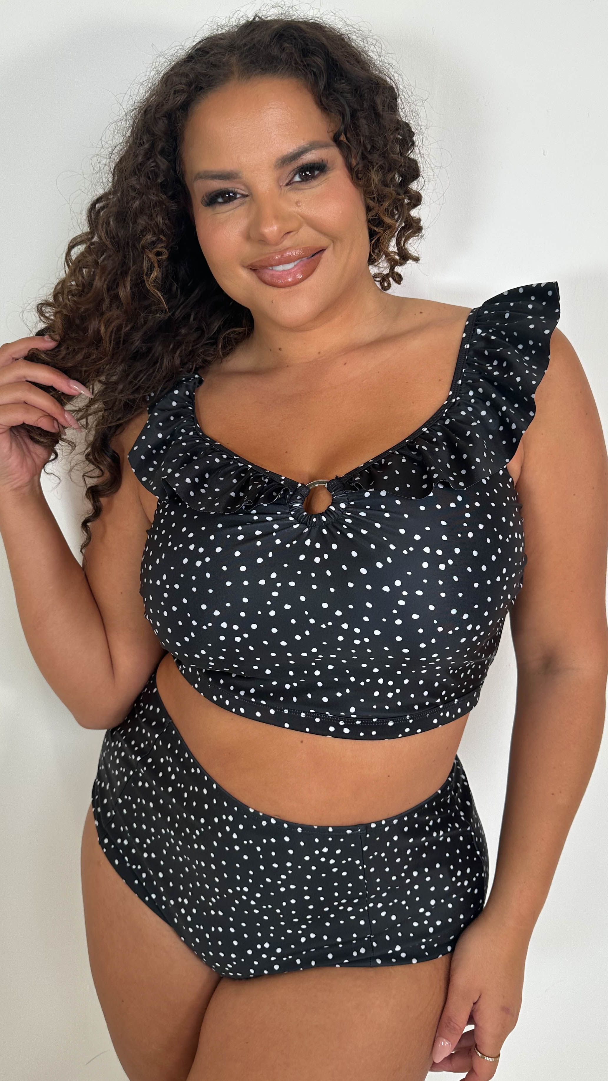 CurveWow Ring Front Frill Bikini Top Spot