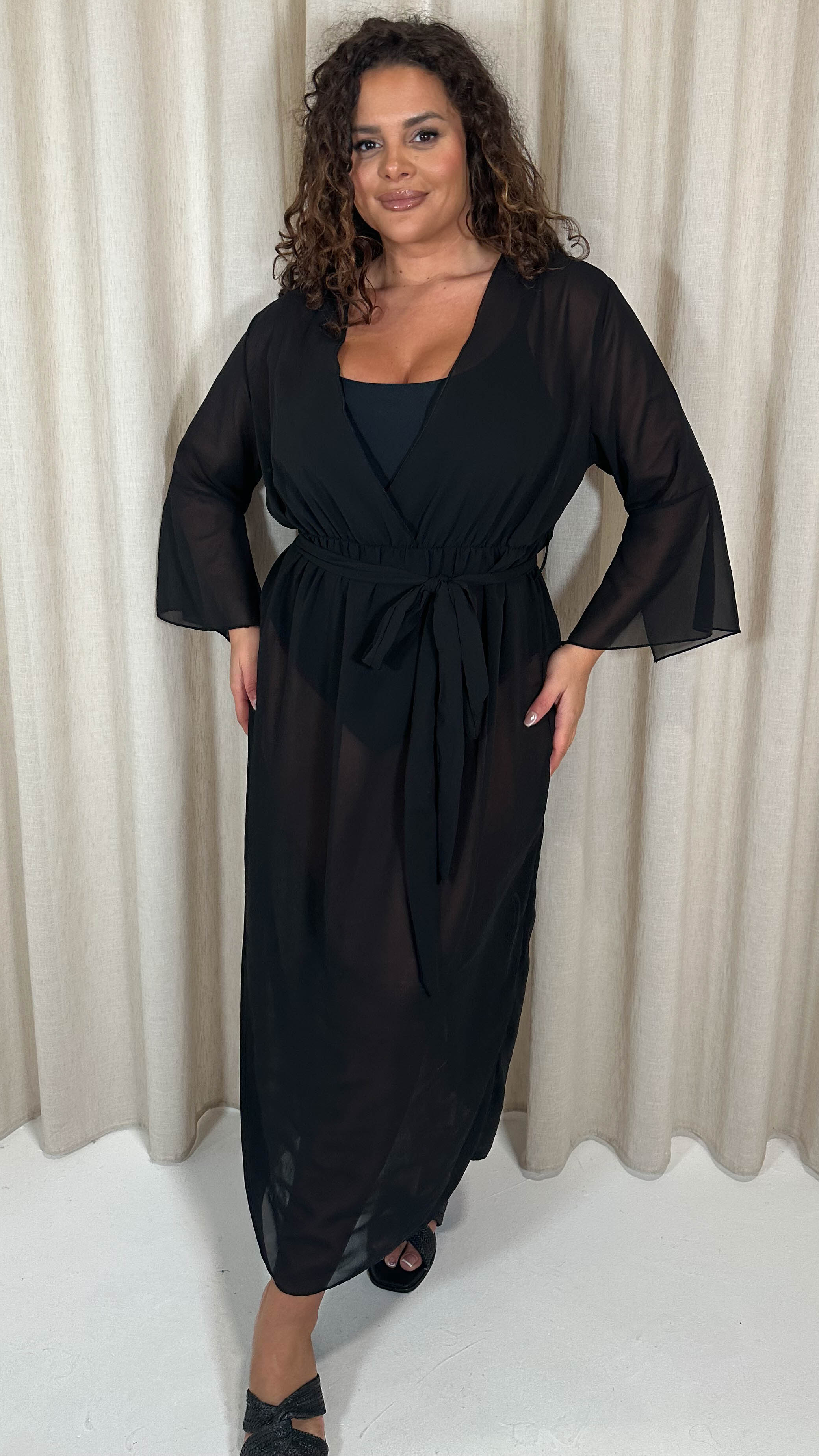 CurveWow Plain Maxi Beach Kaftan Black Curvewow CurveWow Plain Maxi Beach Kaftan Black Curvewow
