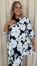 CurveWow Mono Printed Drop Hem Top Mono Floral